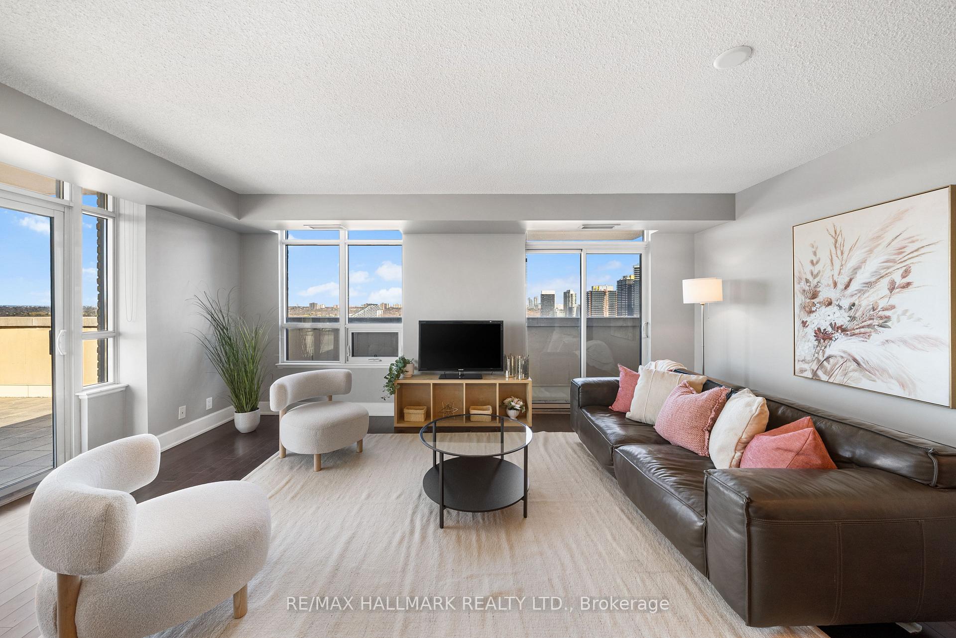 Photo 7 of Unit 708, 676 Sheppard Avenue E, North York, Bayview Village — HOMEH