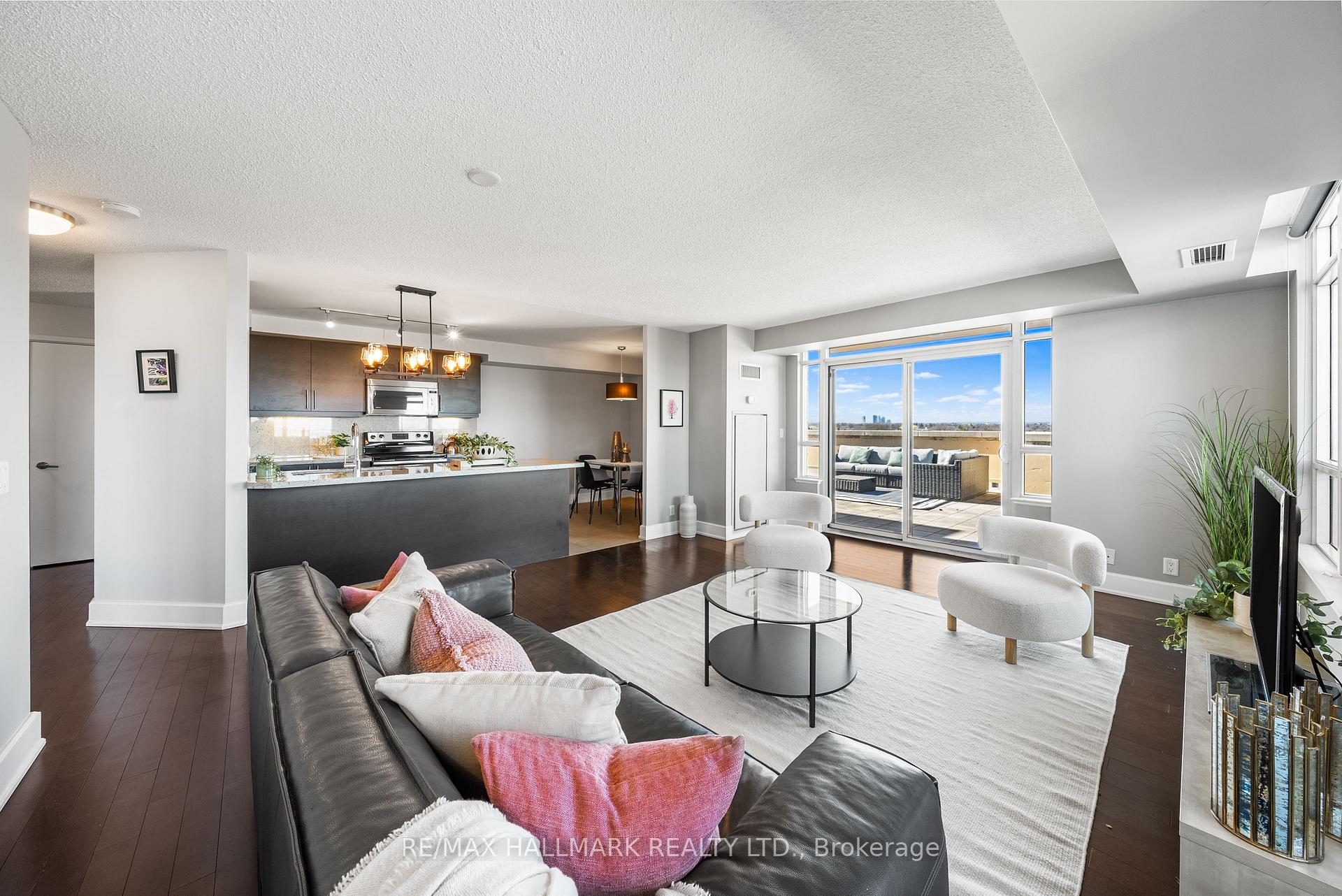 Photo 9 of Unit 708, 676 Sheppard Avenue E, North York, Bayview Village — HOMEH