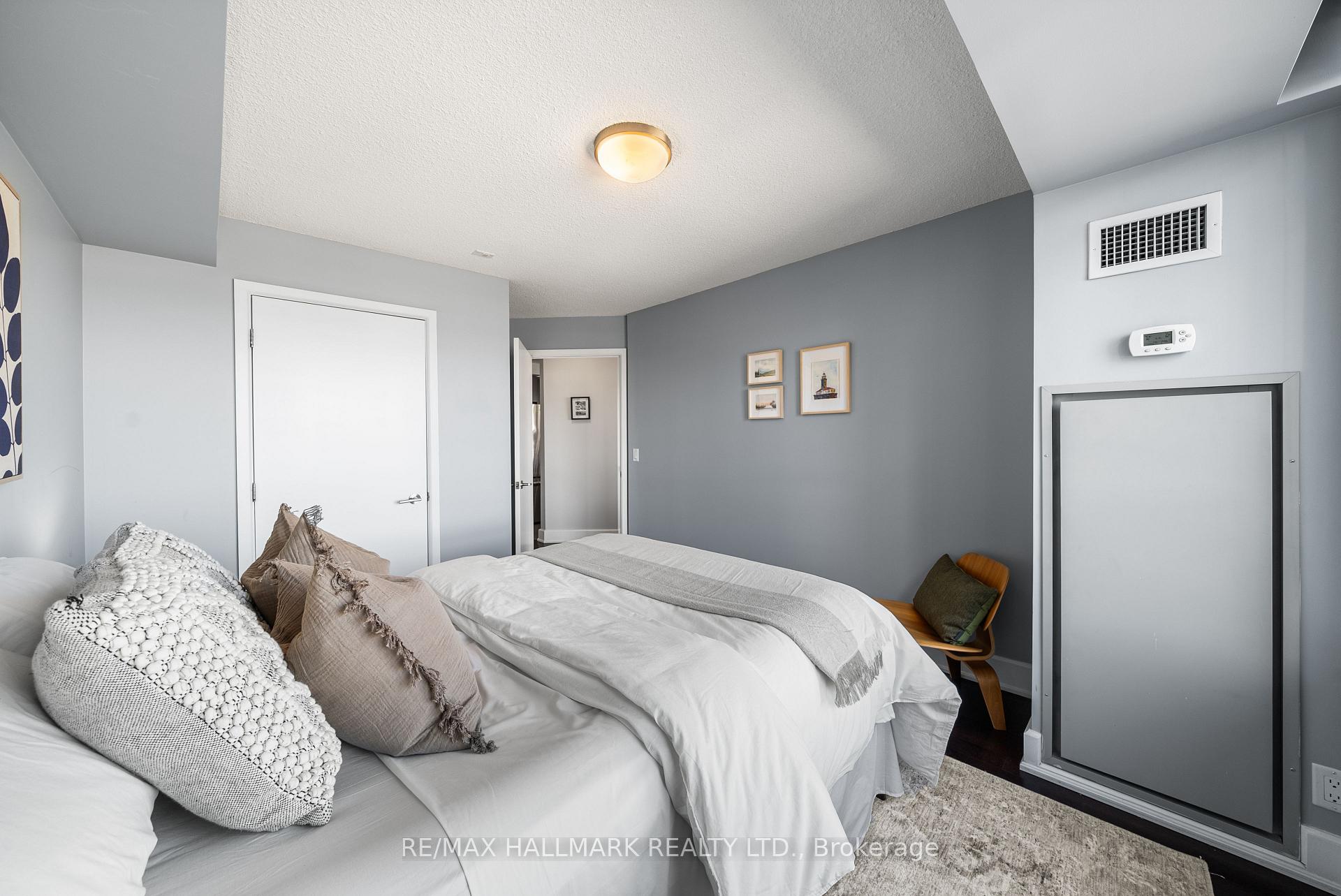 Photo 23 of Unit 708, 676 Sheppard Avenue E, North York, Bayview Village — HOMEH