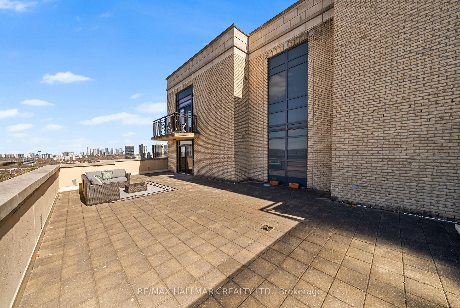 Photo 29 of Unit 708, 676 Sheppard Avenue E, North York, Bayview Village — HOMEH
