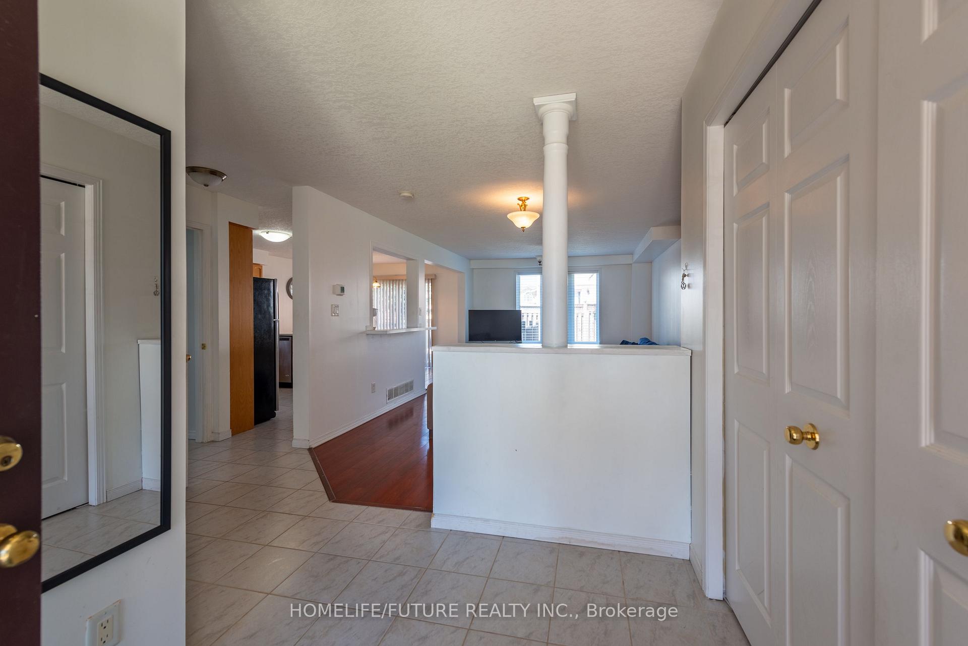 Photo 10 of 264 Holbeach Court, Waterloo, Colonial Acres — HOMEH