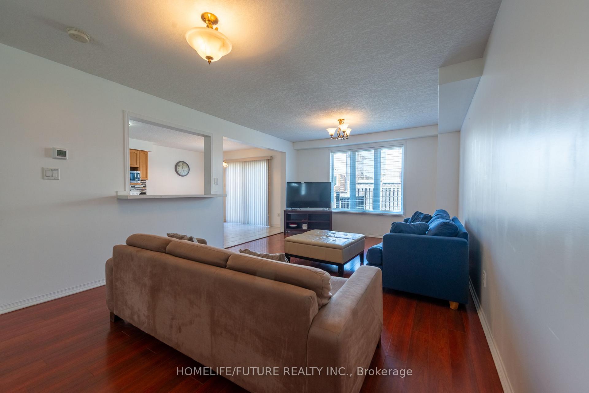 Photo 13 of 264 Holbeach Court, Waterloo, Colonial Acres — HOMEH