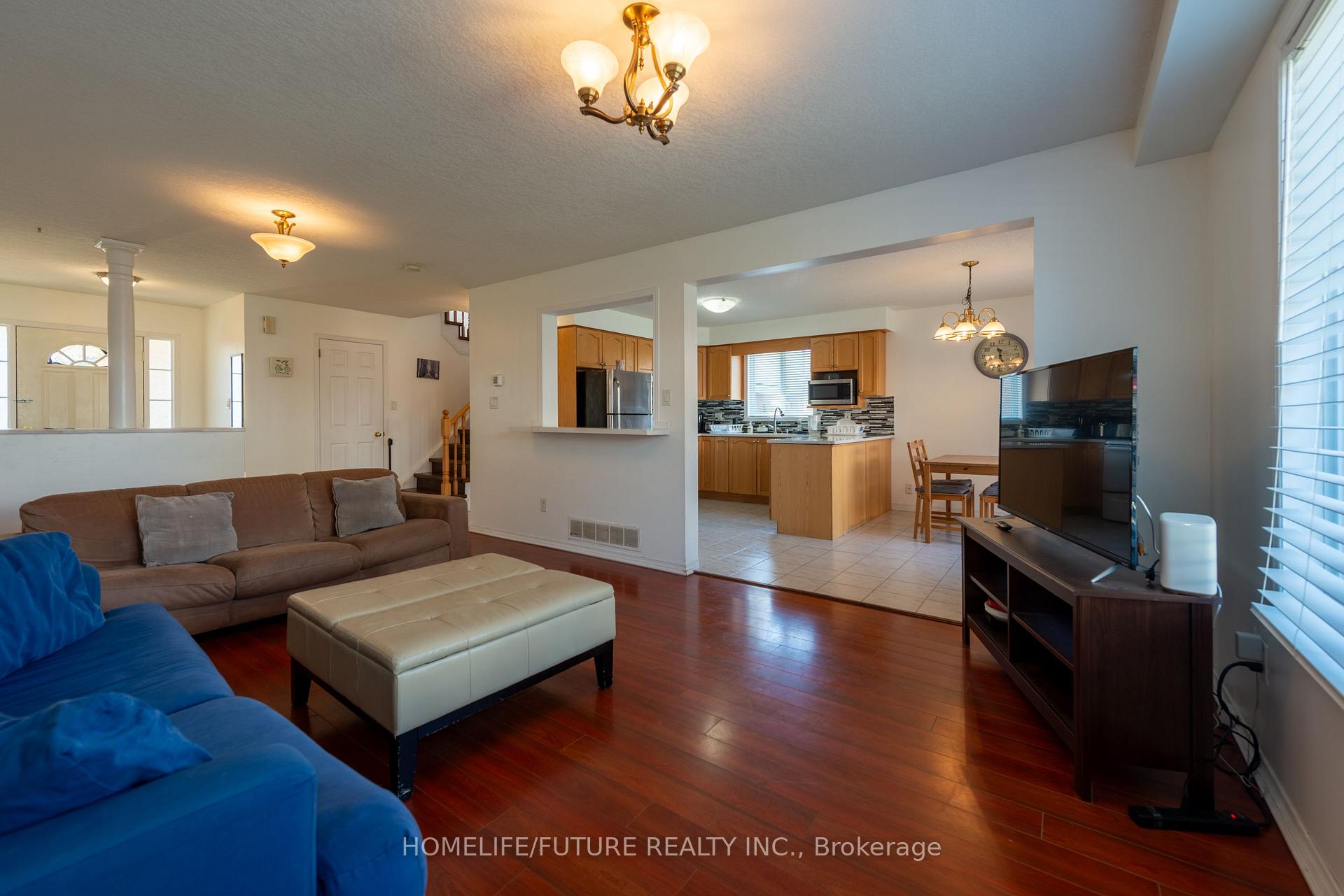Photo 14 of 264 Holbeach Court, Waterloo, Colonial Acres — HOMEH