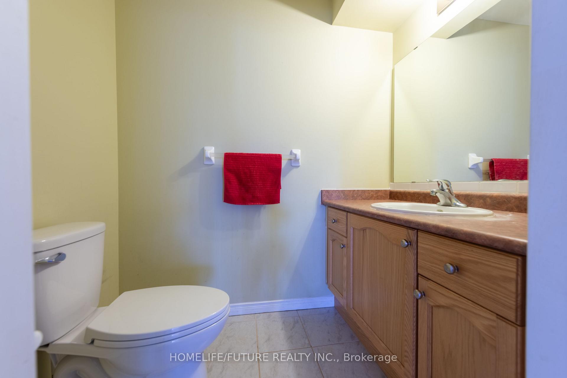 Photo 17 of 264 Holbeach Court, Waterloo, Colonial Acres — HOMEH