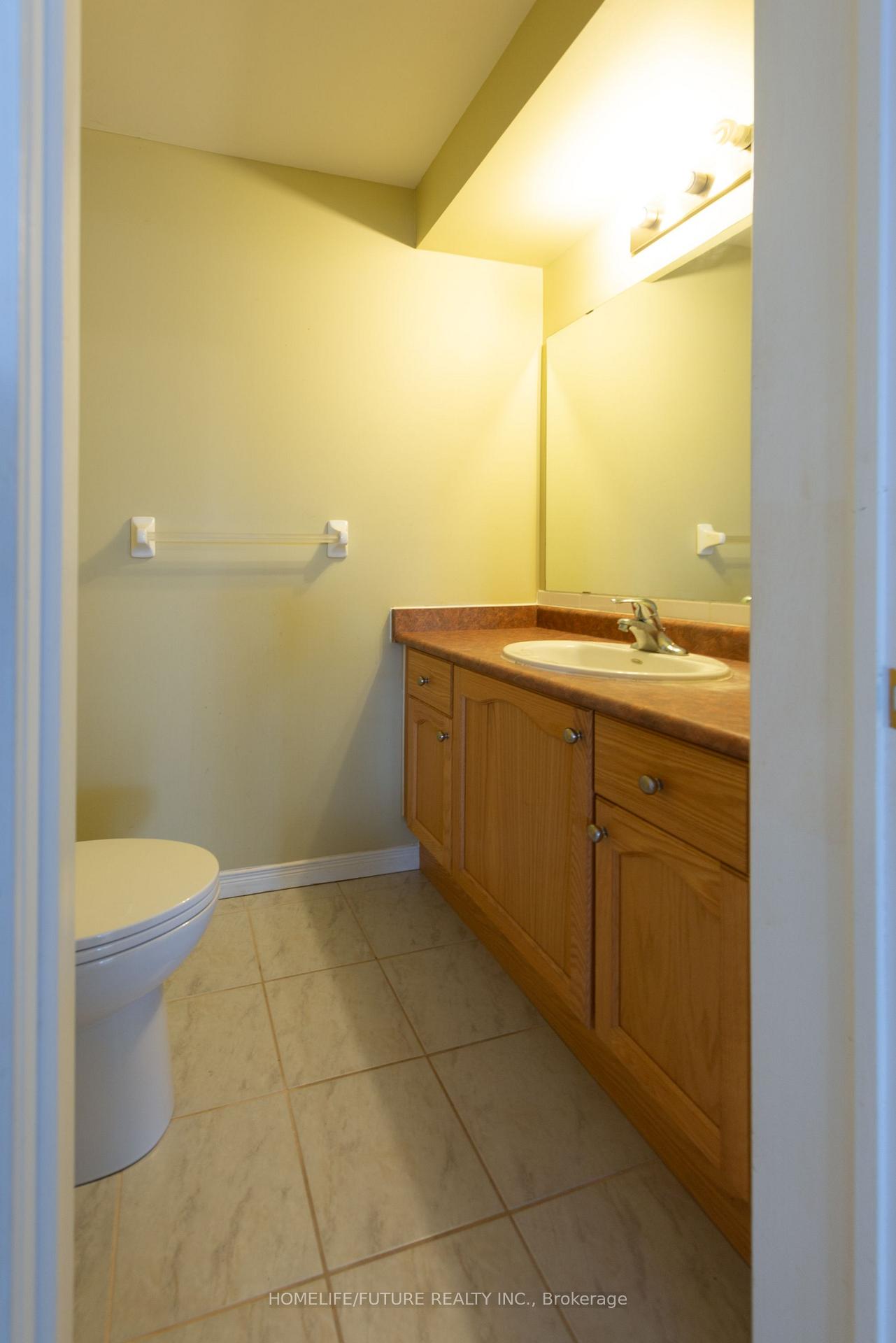 Photo 18 of 264 Holbeach Court, Waterloo, Colonial Acres — HOMEH