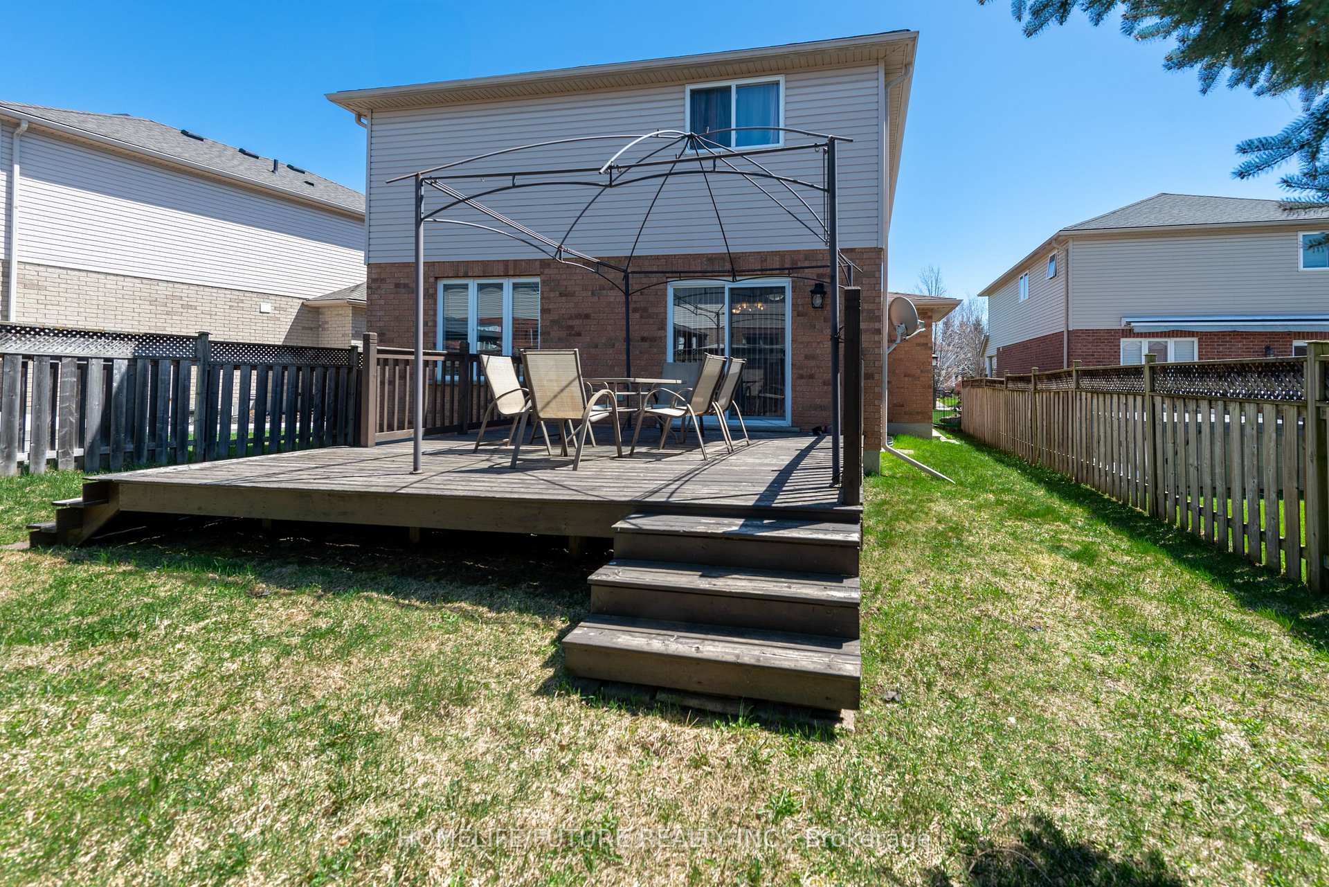 Photo 22 of 264 Holbeach Court, Waterloo, Colonial Acres — HOMEH
