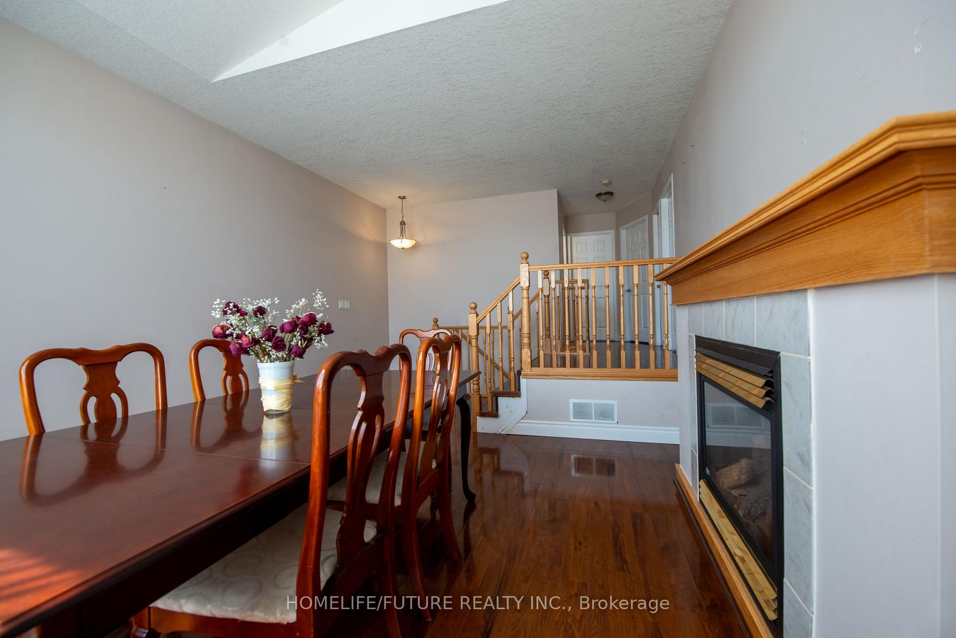 Photo 28 of 264 Holbeach Court, Waterloo, Colonial Acres — HOMEH