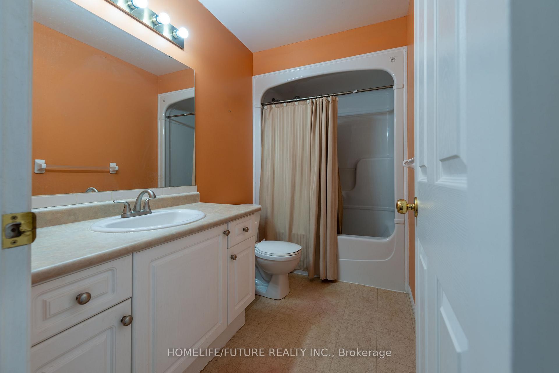 Photo 29 of 264 Holbeach Court, Waterloo, Colonial Acres — HOMEH