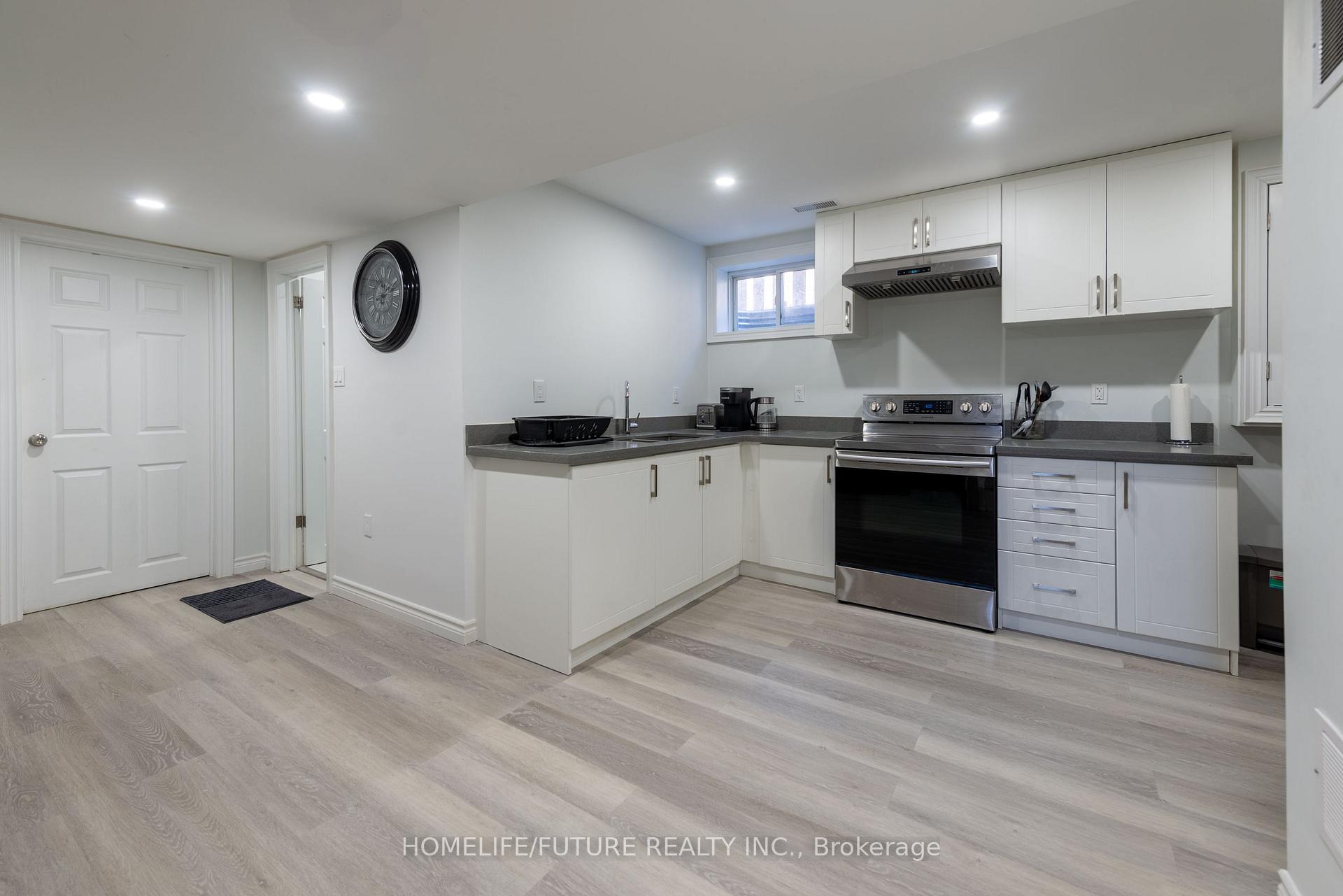 Photo 36 of 264 Holbeach Court, Waterloo, Colonial Acres — HOMEH