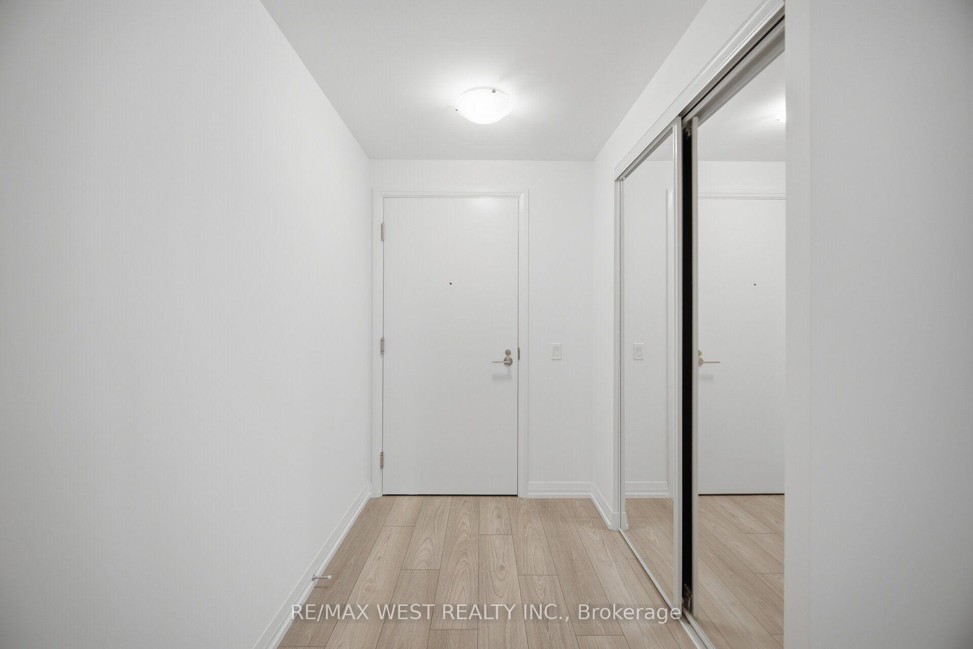 Photo 5 of Unit 2208, 400 King Street W, Toronto, Waterfront Communities — HOMEH