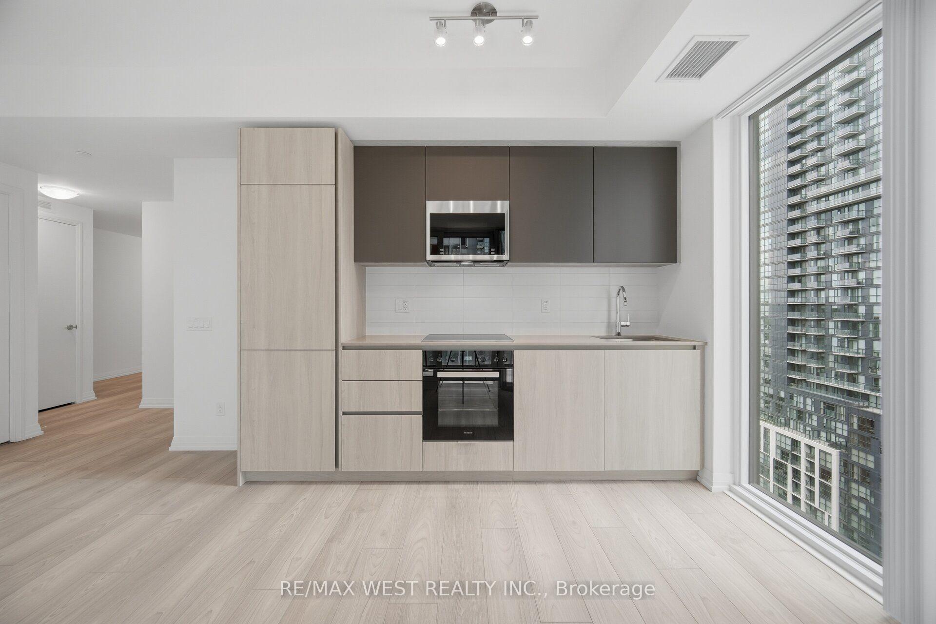 Photo 12 of Unit 2208, 400 King Street W, Toronto, Waterfront Communities — HOMEH