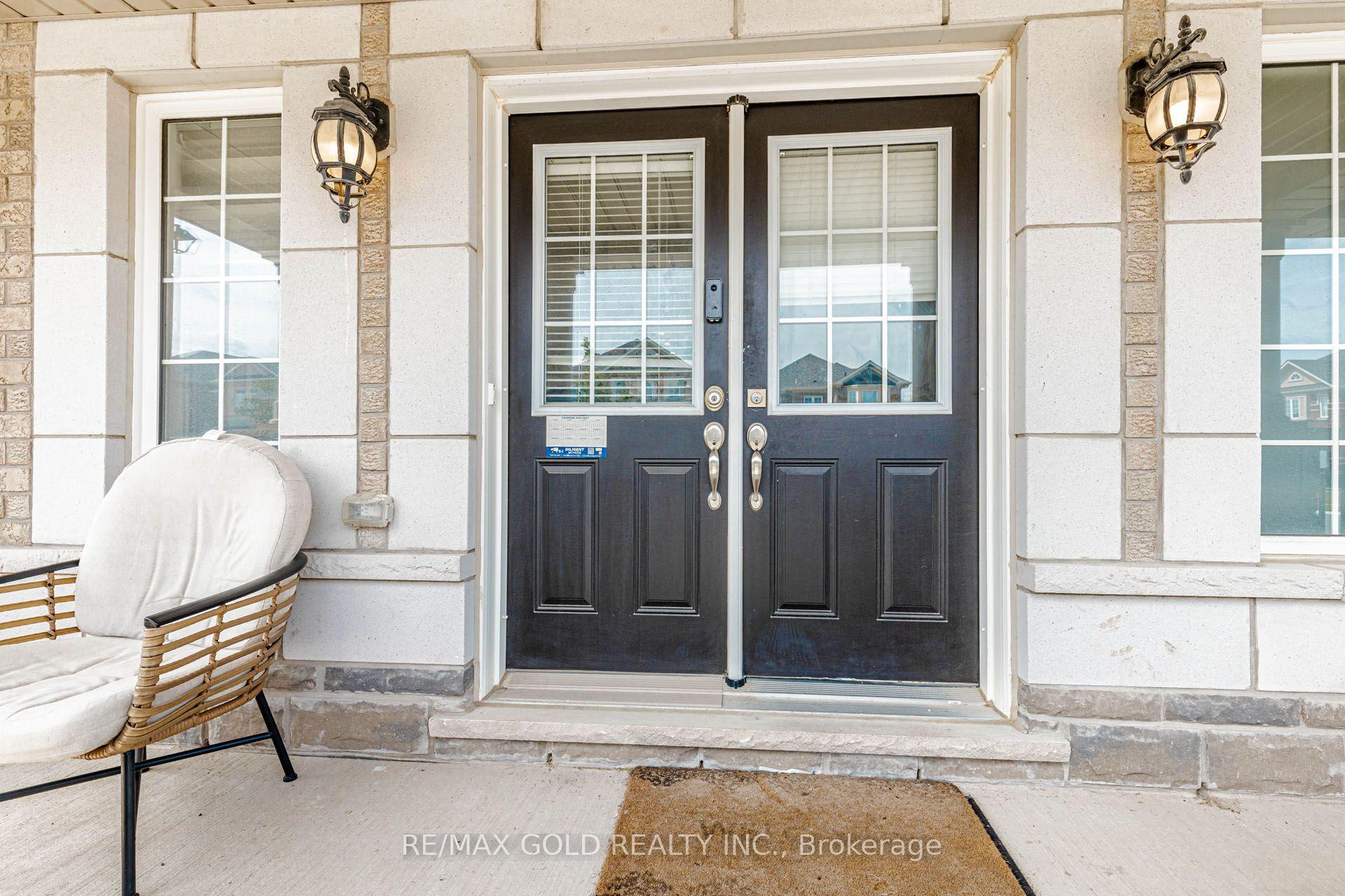 Photo 5 of 15351 Danby Road, Halton Hills, Georgetown — HOMEH