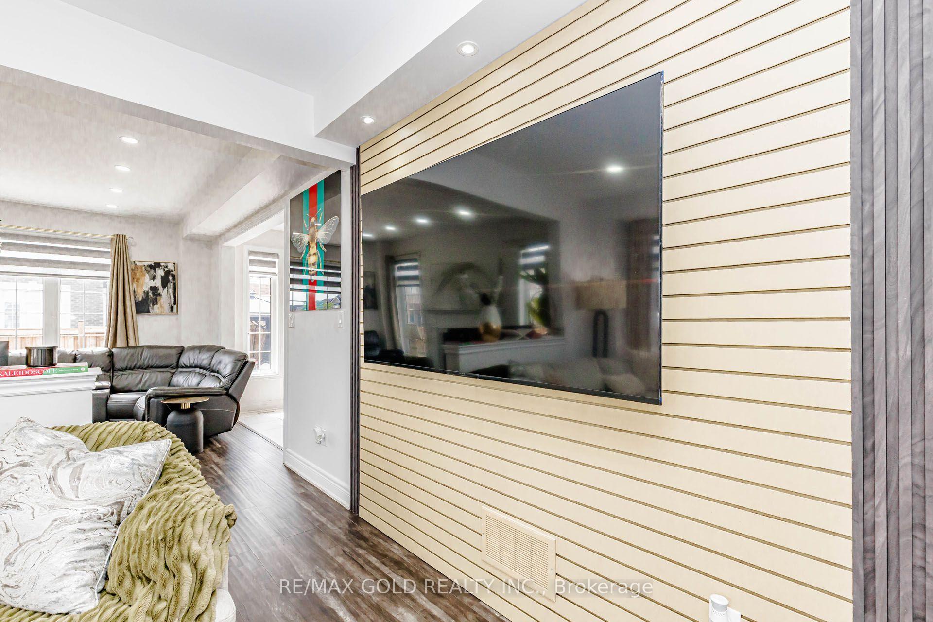 Photo 12 of 15351 Danby Road, Halton Hills, Georgetown — HOMEH