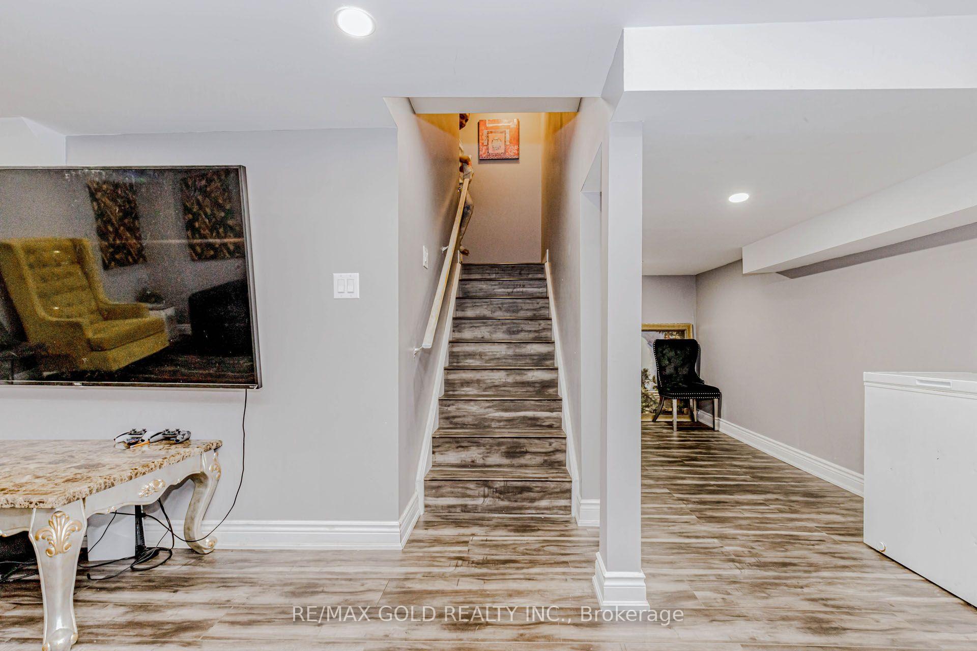 Photo 40 of 15351 Danby Road, Halton Hills, Georgetown — HOMEH