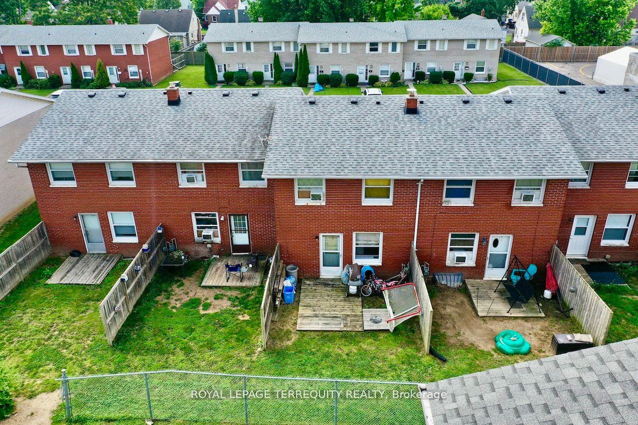 Photo 8 of 39 Orchard Place, Chatham-Kent — HOMEH