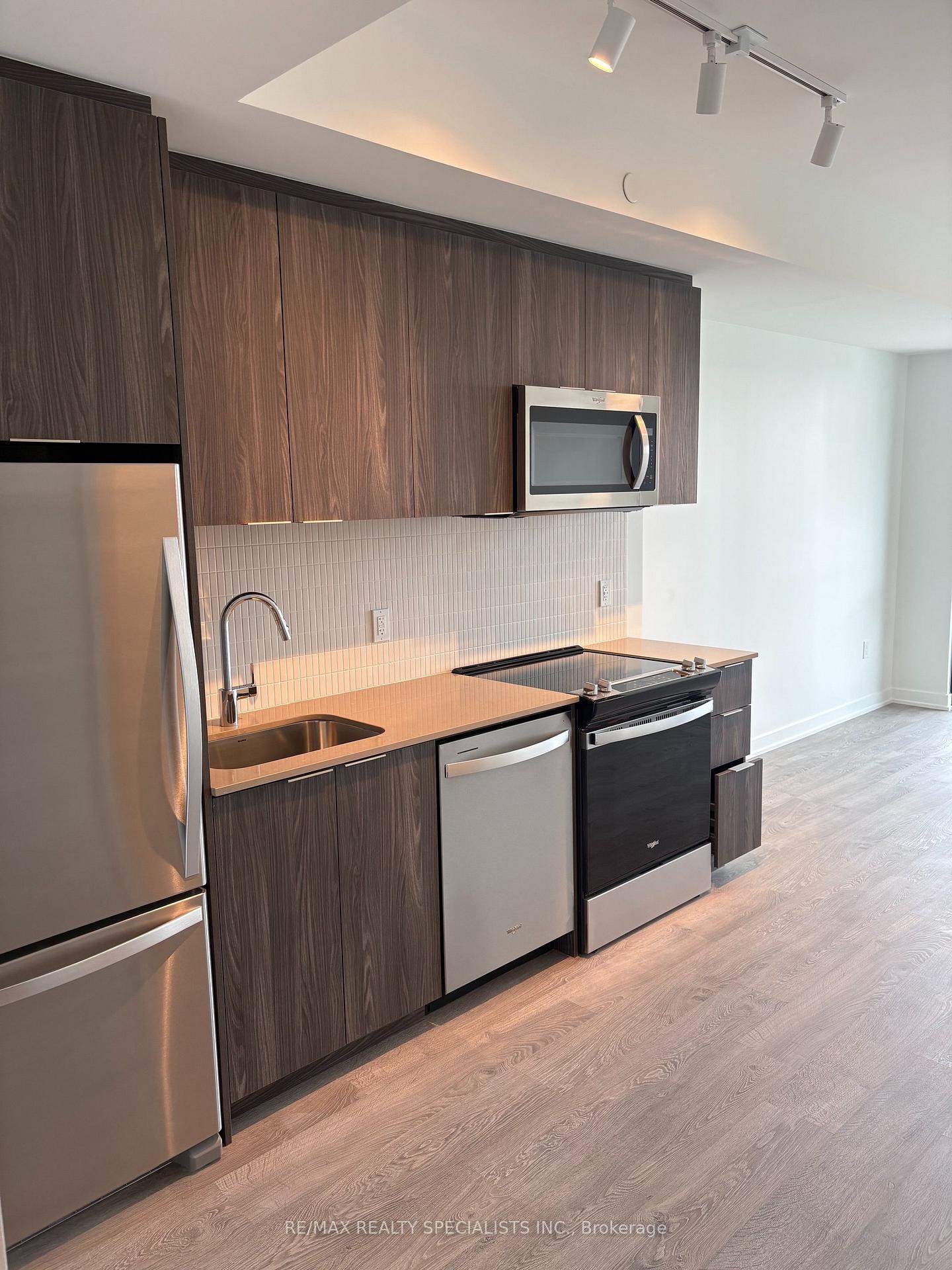 Photo 3 of Unit 408, 740 Whitlock Avenue, Milton, Cobban — HOMEH