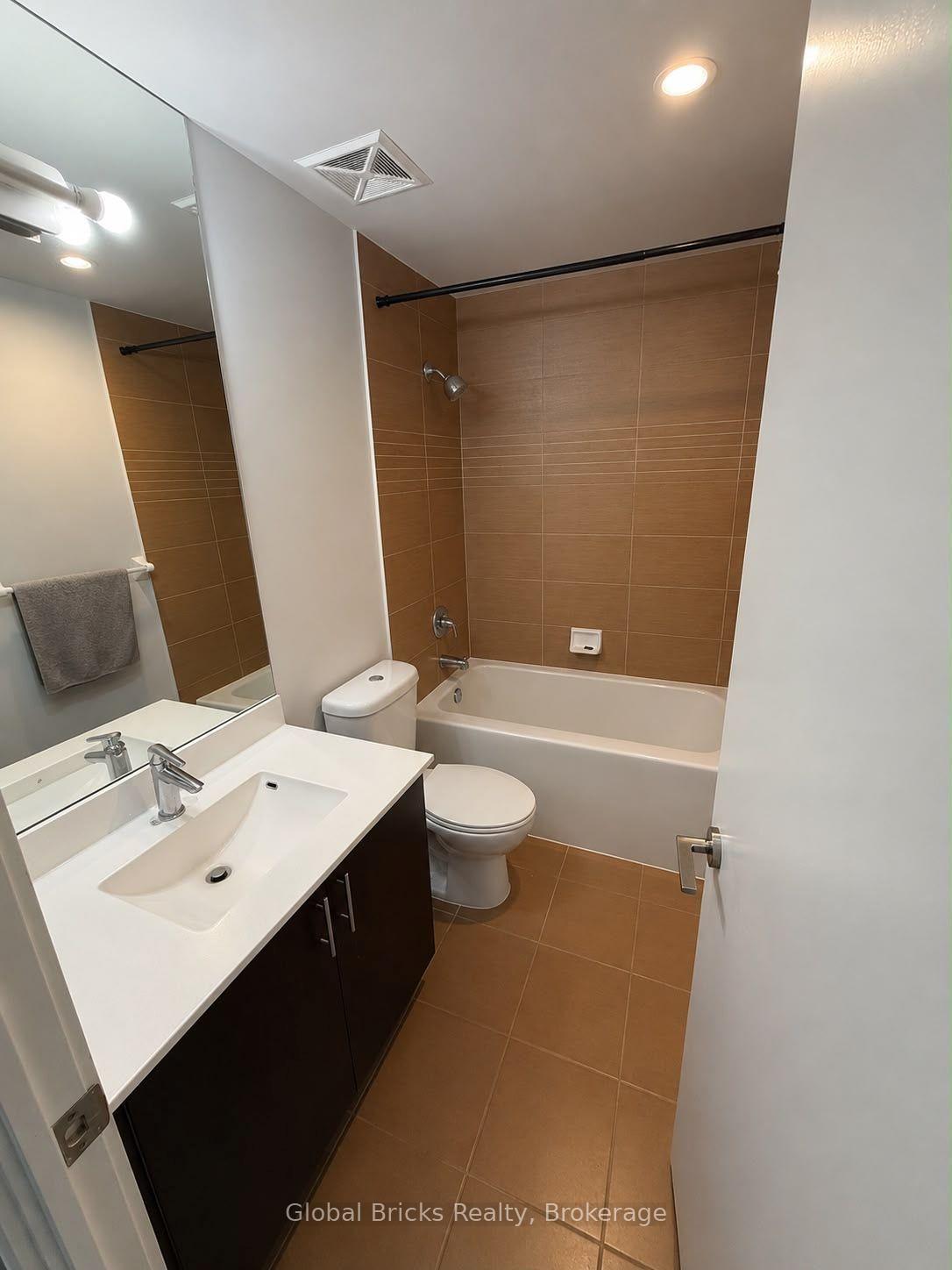 Photo 6 of Unit 3107, 181 Wynford Drive, North York, Banbury-Don Mills — HOMEH