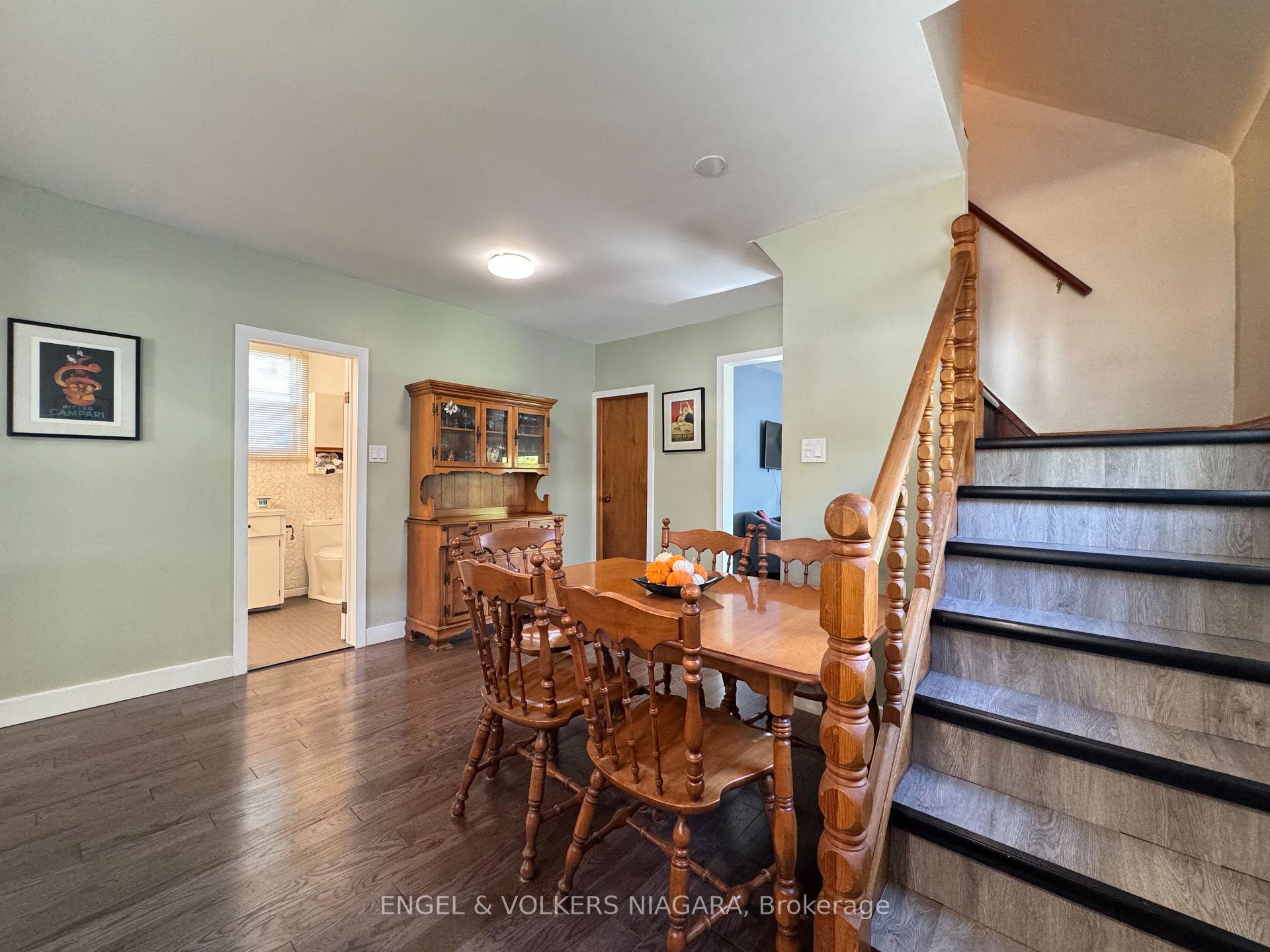 Photo 15 of 61 Hamilton Street, St. Catharines, Western Hill — HOMEH