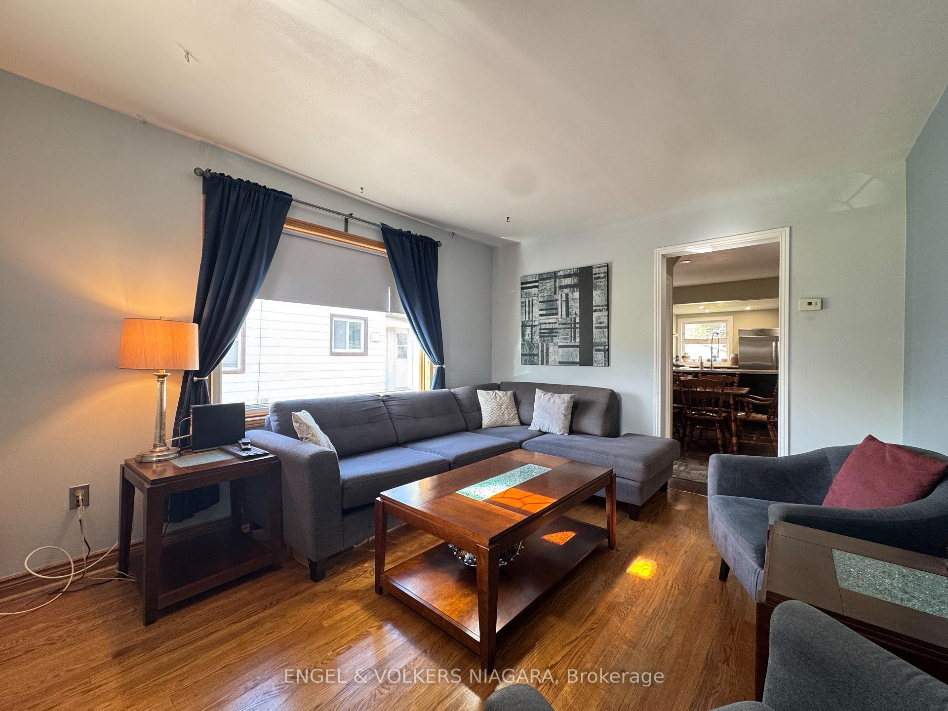 Photo 25 of 61 Hamilton Street, St. Catharines, Western Hill — HOMEH