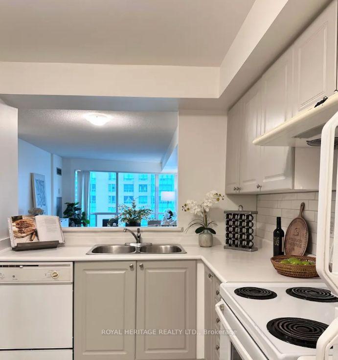 Photo 8 of Unit 2110, 18 Lee Centre Drive, Scarborough, Woburn — HOMEH