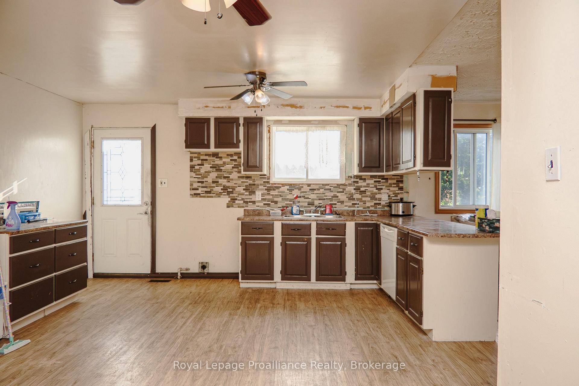 Photo 8 of 10 Wooler Road, Quinte West, Trenton Ward — HOMEH