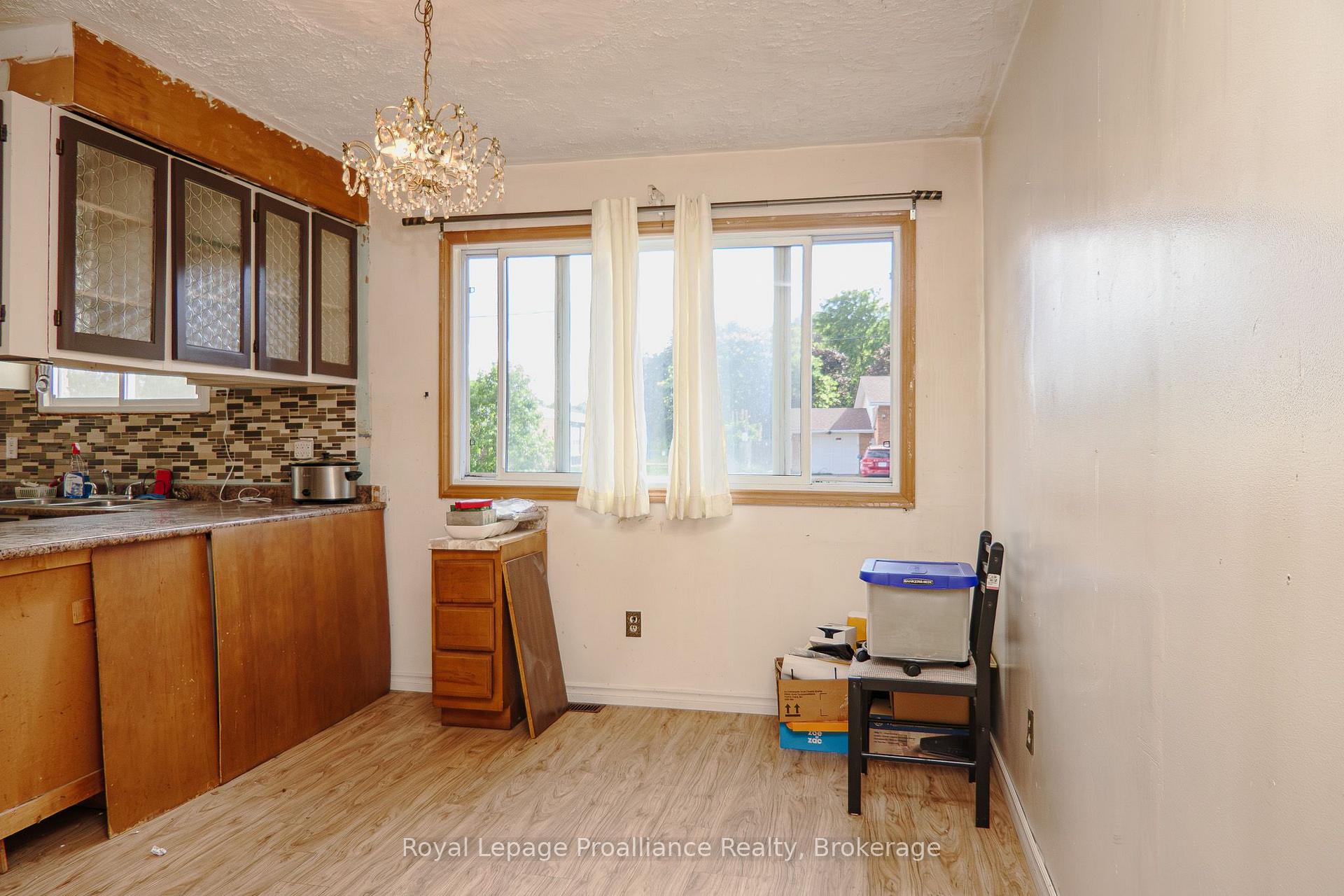 Photo 9 of 10 Wooler Road, Quinte West, Trenton Ward — HOMEH