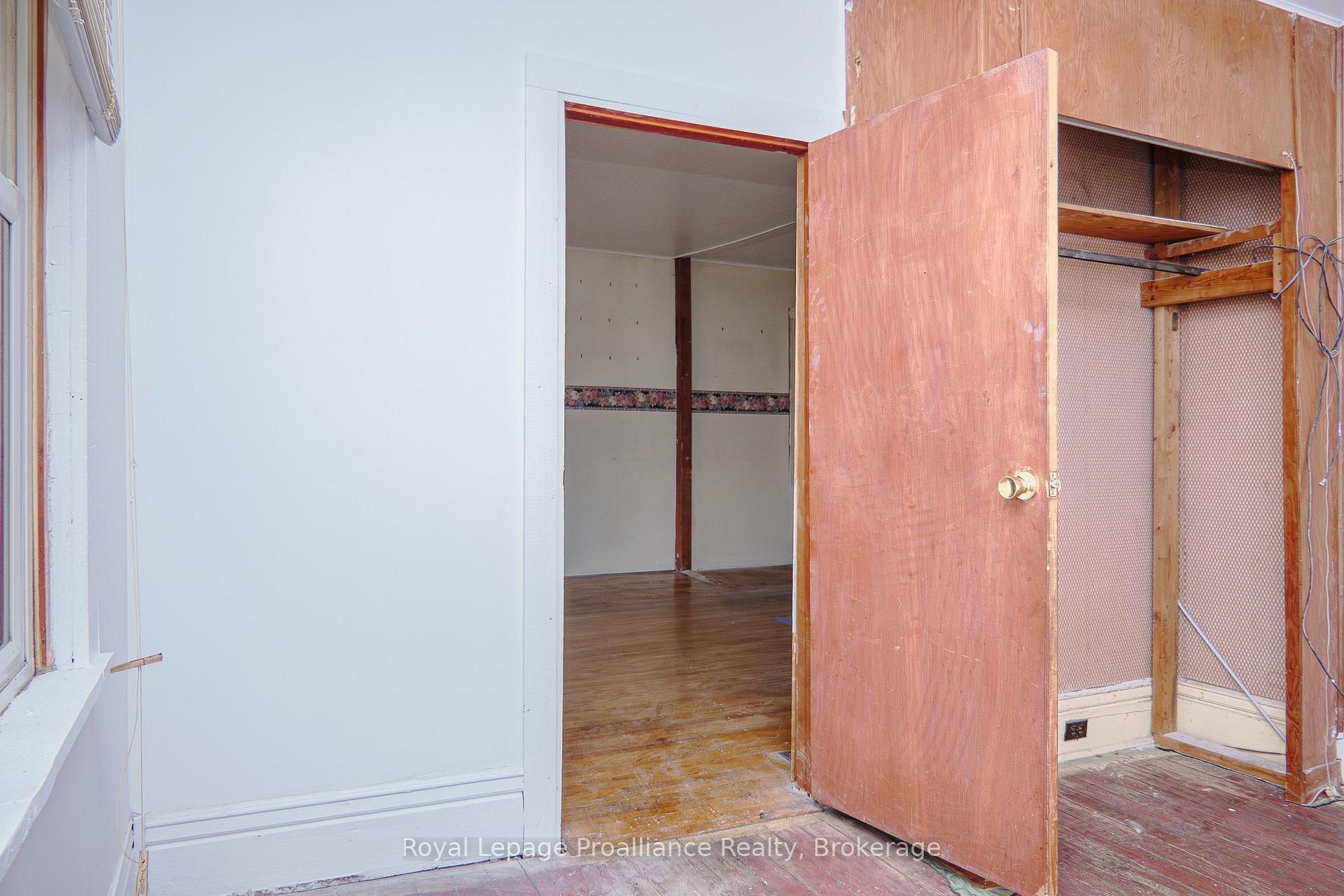 Photo 17 of 10 Wooler Road, Quinte West, Trenton Ward — HOMEH