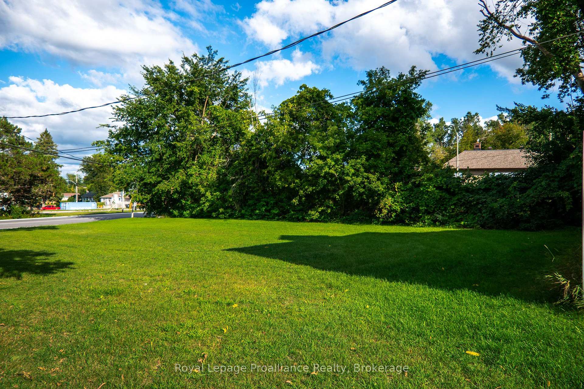 Photo 28 of 10 Wooler Road, Quinte West, Trenton Ward — HOMEH