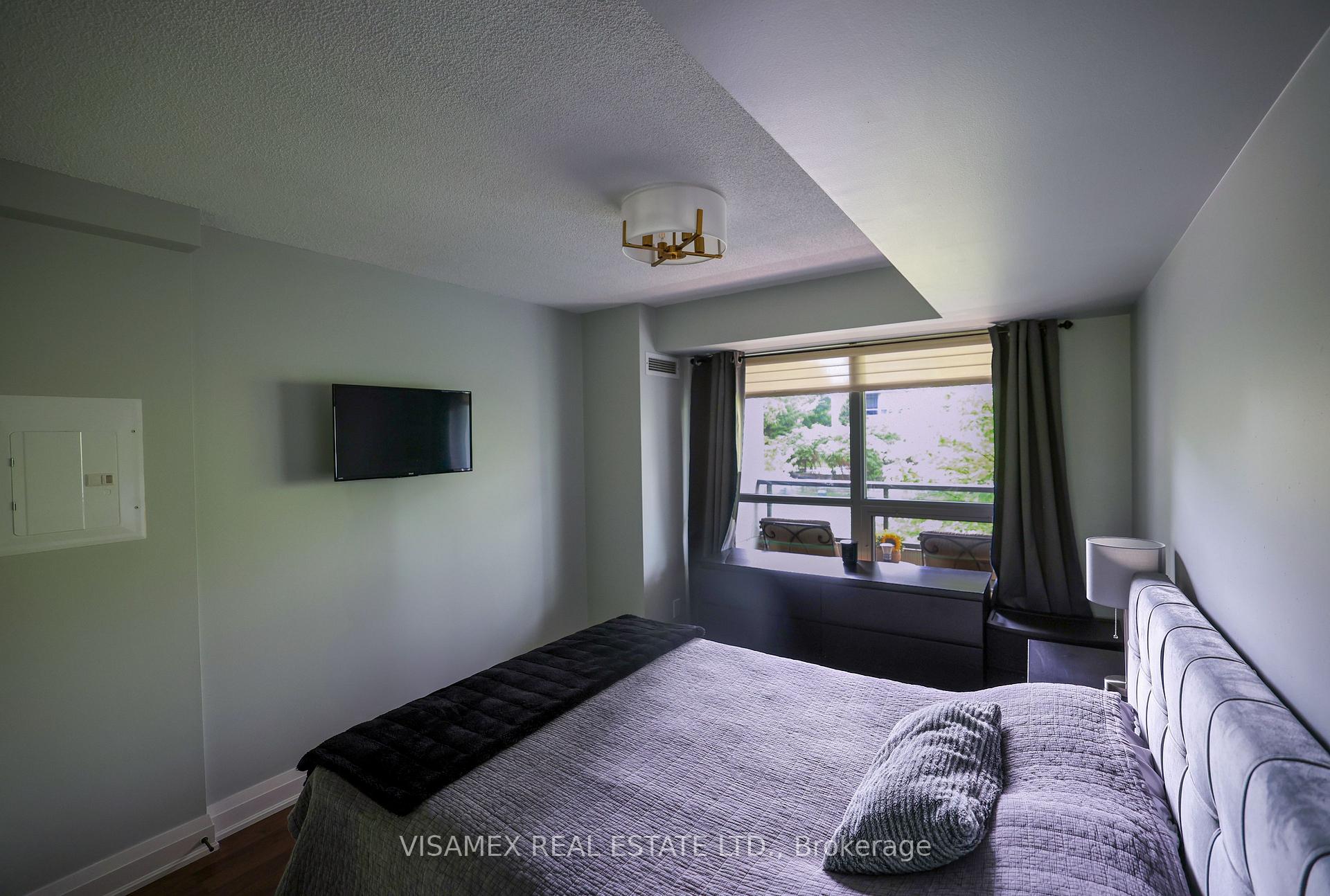 Photo 13 of Unit 210, 20 North Park Road, Vaughan, Beverley Glen — HOMEH