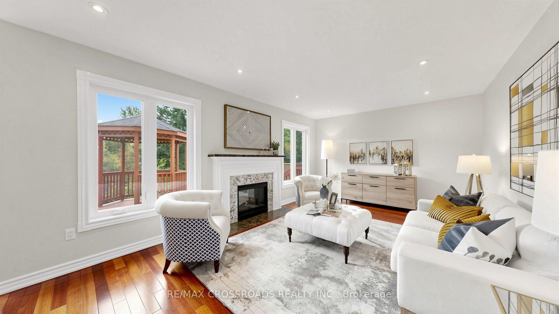 Photo 9 of 38 Morrison Crescent, Markham, Buttonville — HOMEH
