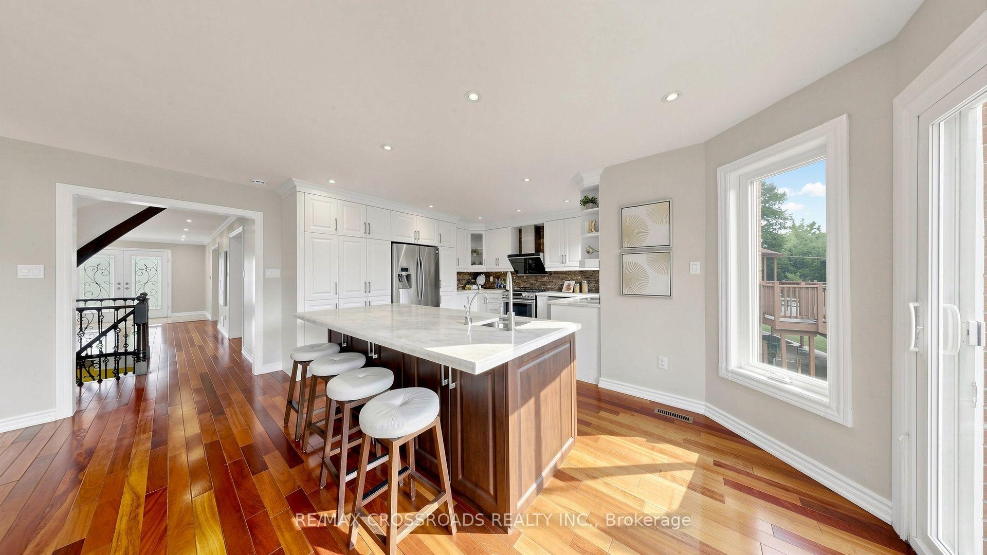 Photo 14 of 38 Morrison Crescent, Markham, Buttonville — HOMEH