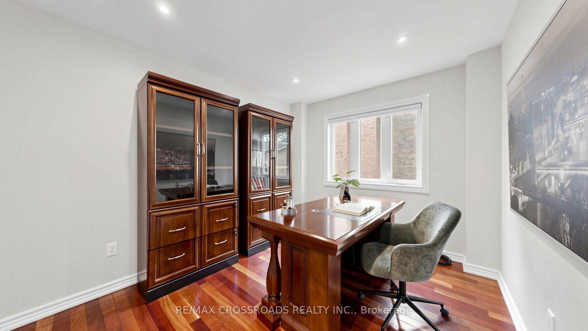 Photo 17 of 38 Morrison Crescent, Markham, Buttonville — HOMEH
