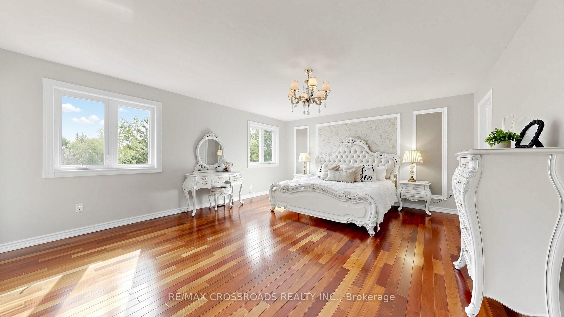 Photo 25 of 38 Morrison Crescent, Markham, Buttonville — HOMEH