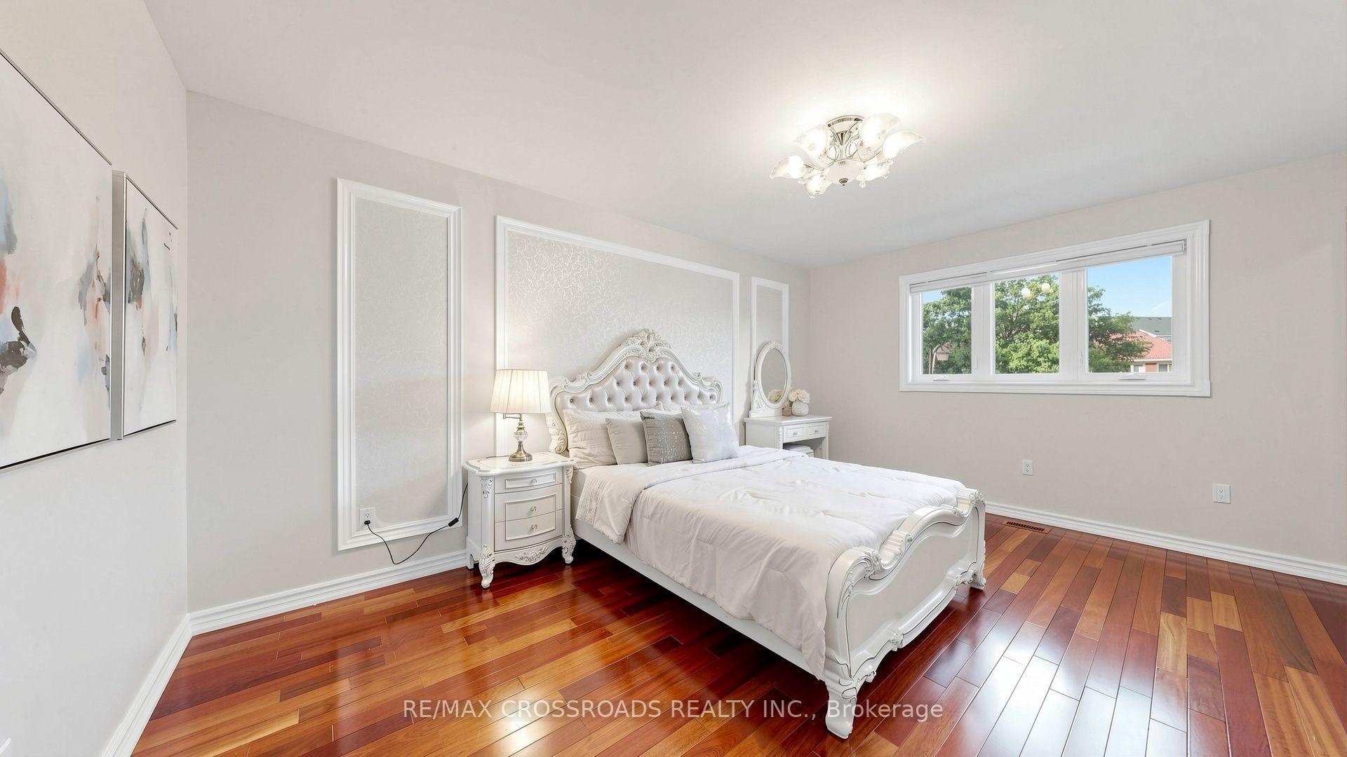 Photo 32 of 38 Morrison Crescent, Markham, Buttonville — HOMEH
