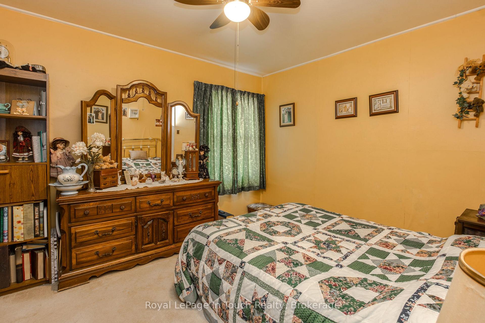 Photo 7 of 323 William Street, Midland — HOMEH
