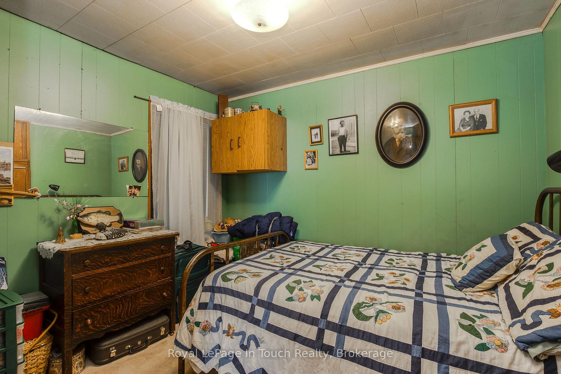 Photo 8 of 323 William Street, Midland — HOMEH