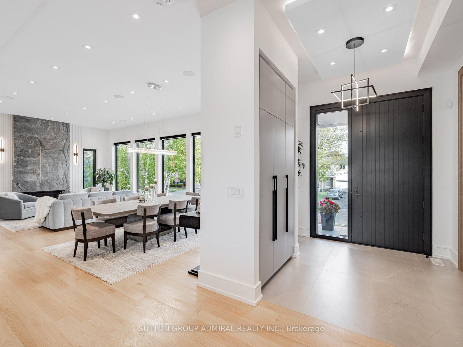 Photo 4 of 16 Sanderson Crescent, Richmond Hill, North Richvale — HOMEH