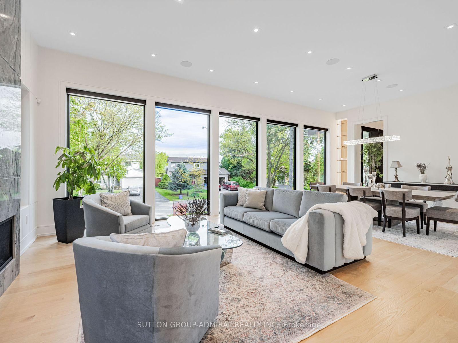 Photo 9 of 16 Sanderson Crescent, Richmond Hill, North Richvale — HOMEH