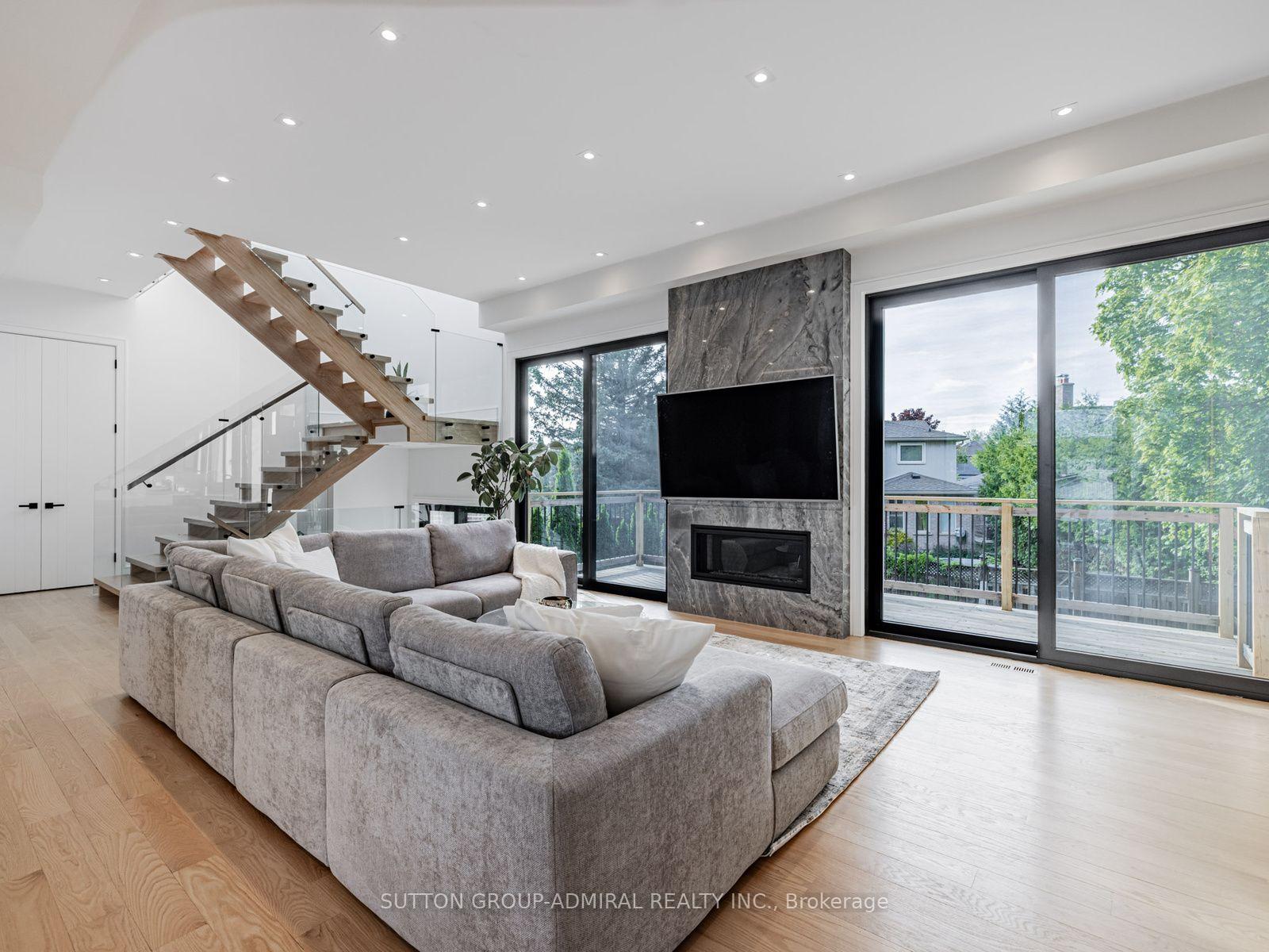 Photo 15 of 16 Sanderson Crescent, Richmond Hill, North Richvale — HOMEH