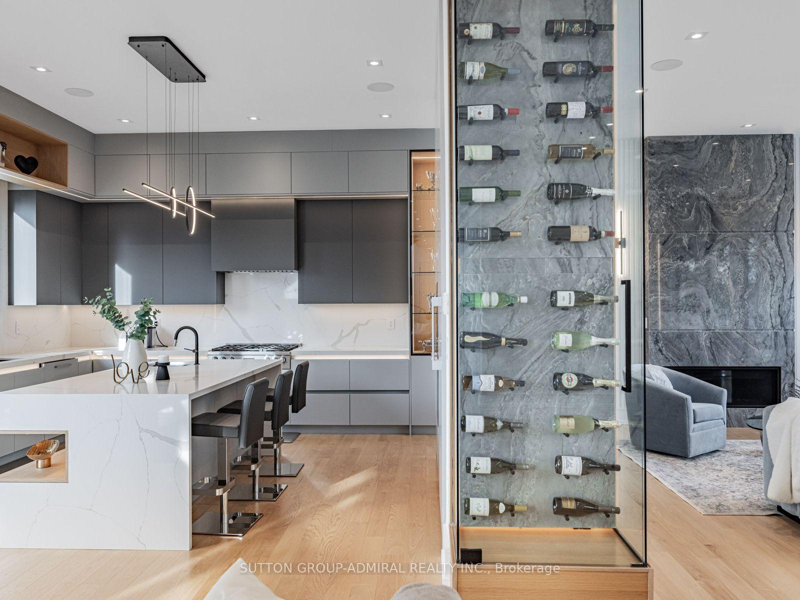 Photo 17 of 16 Sanderson Crescent, Richmond Hill, North Richvale — HOMEH