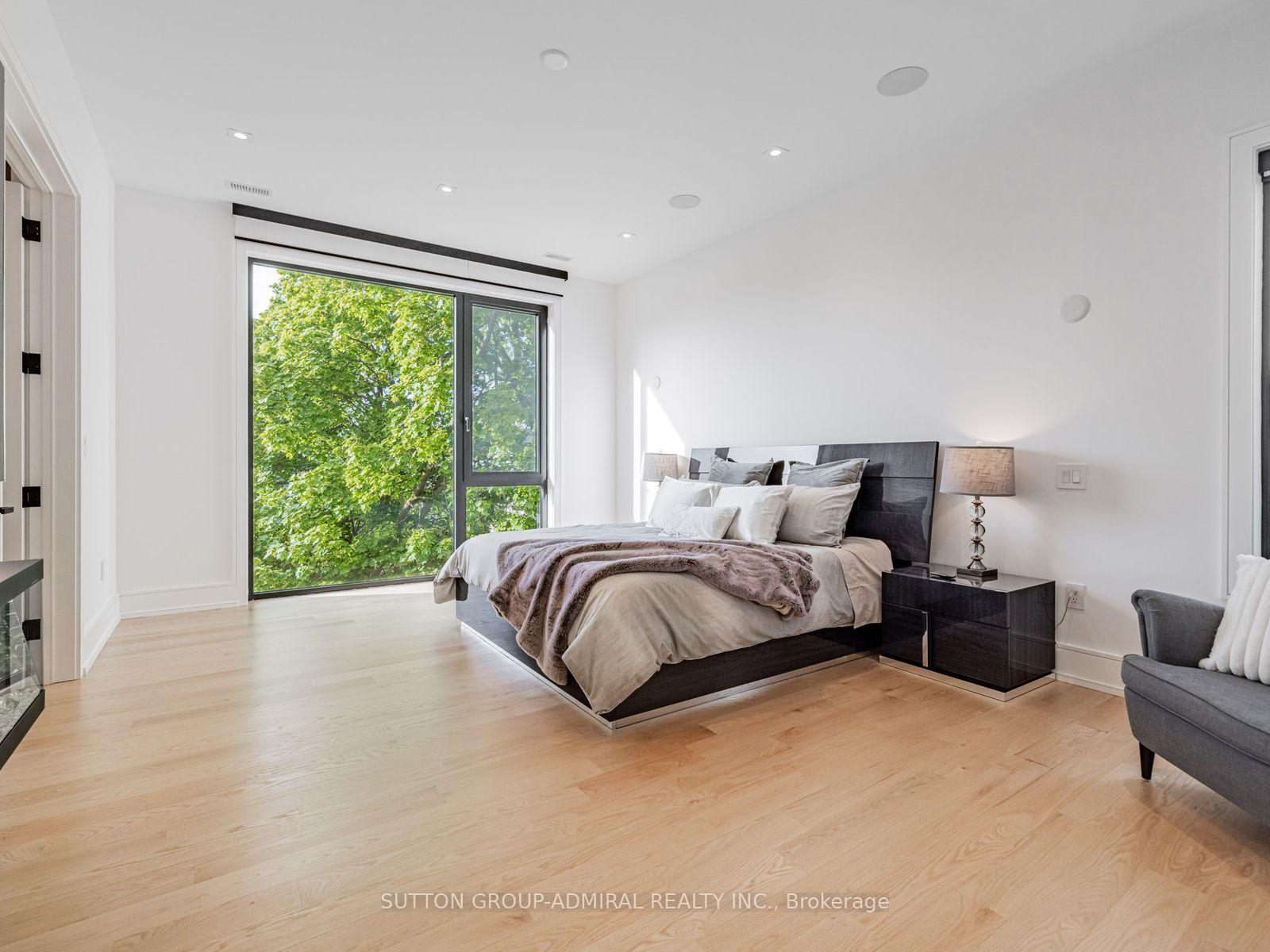 Photo 25 of 16 Sanderson Crescent, Richmond Hill, North Richvale — HOMEH