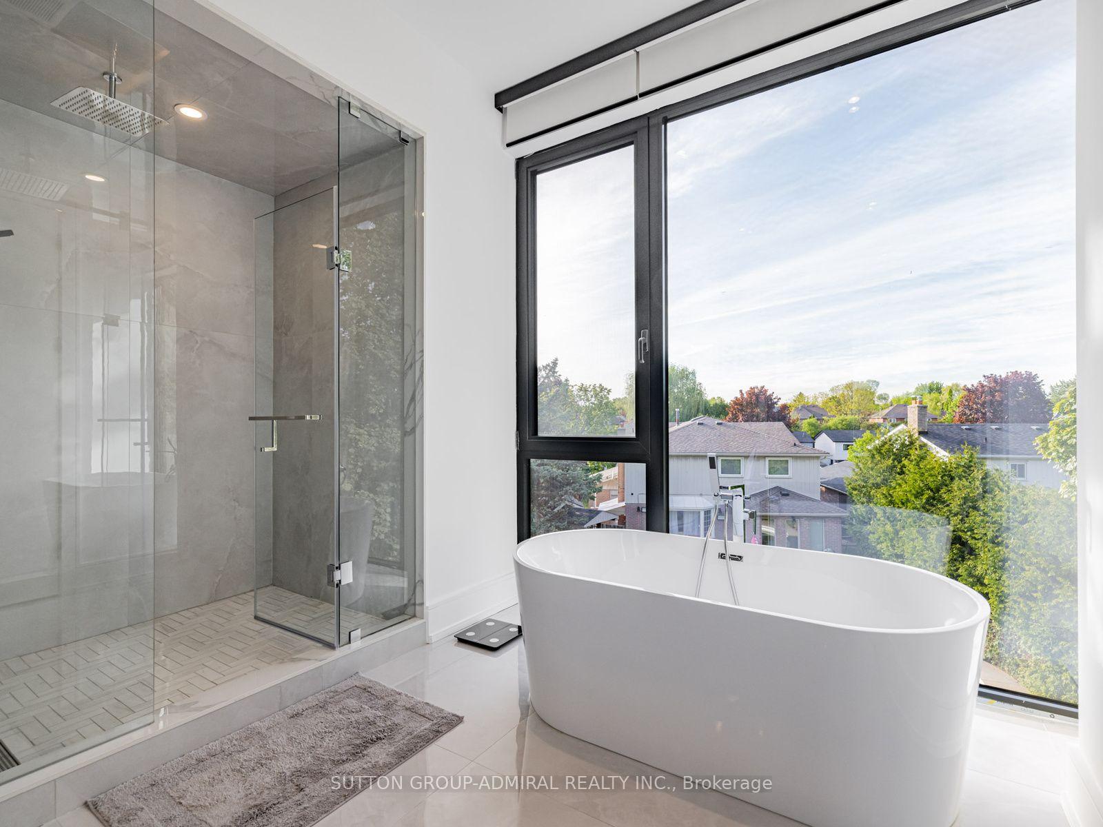 Photo 29 of 16 Sanderson Crescent, Richmond Hill, North Richvale — HOMEH