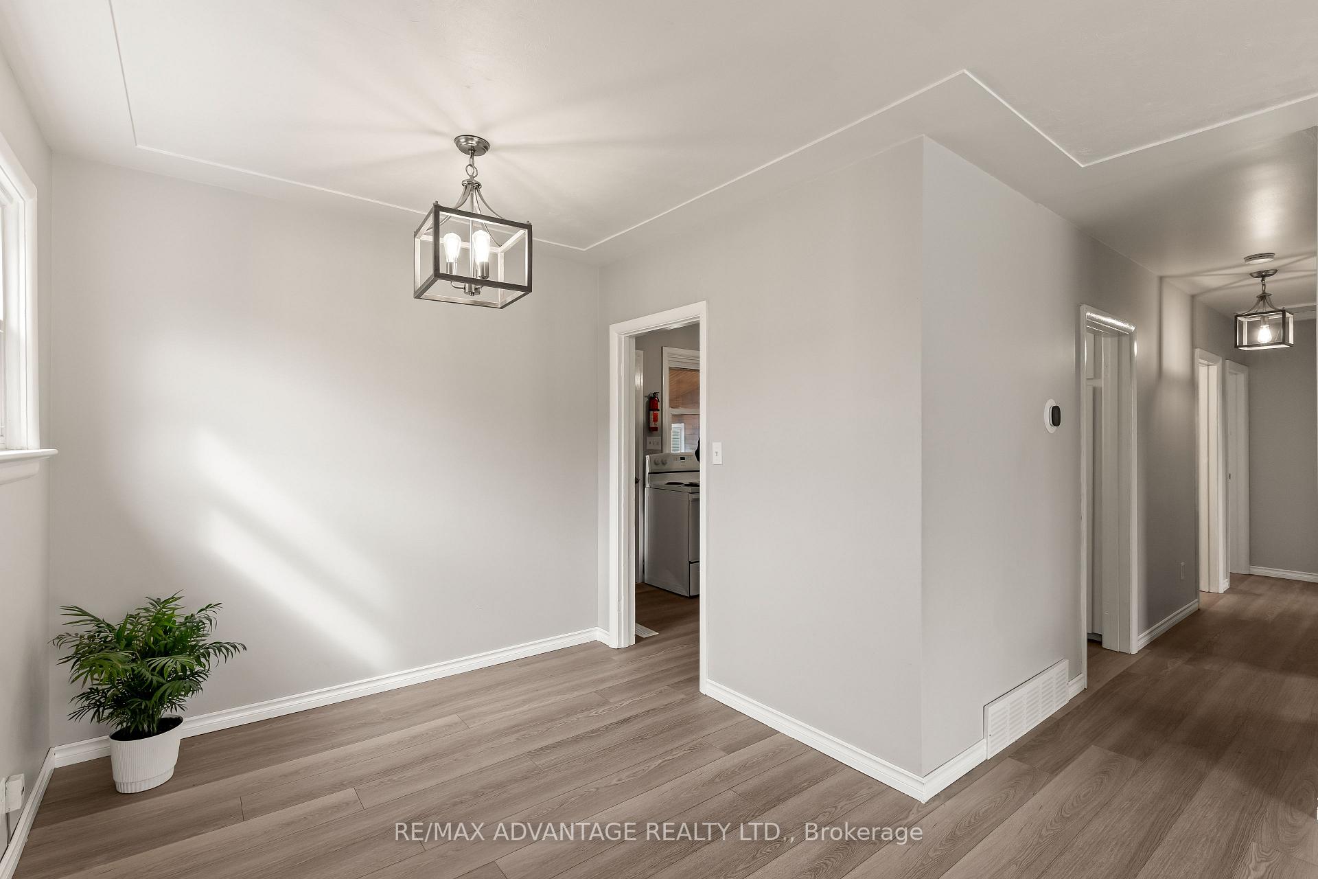 Photo 17 of 1920 Duluth Crescent, London, East I — HOMEH