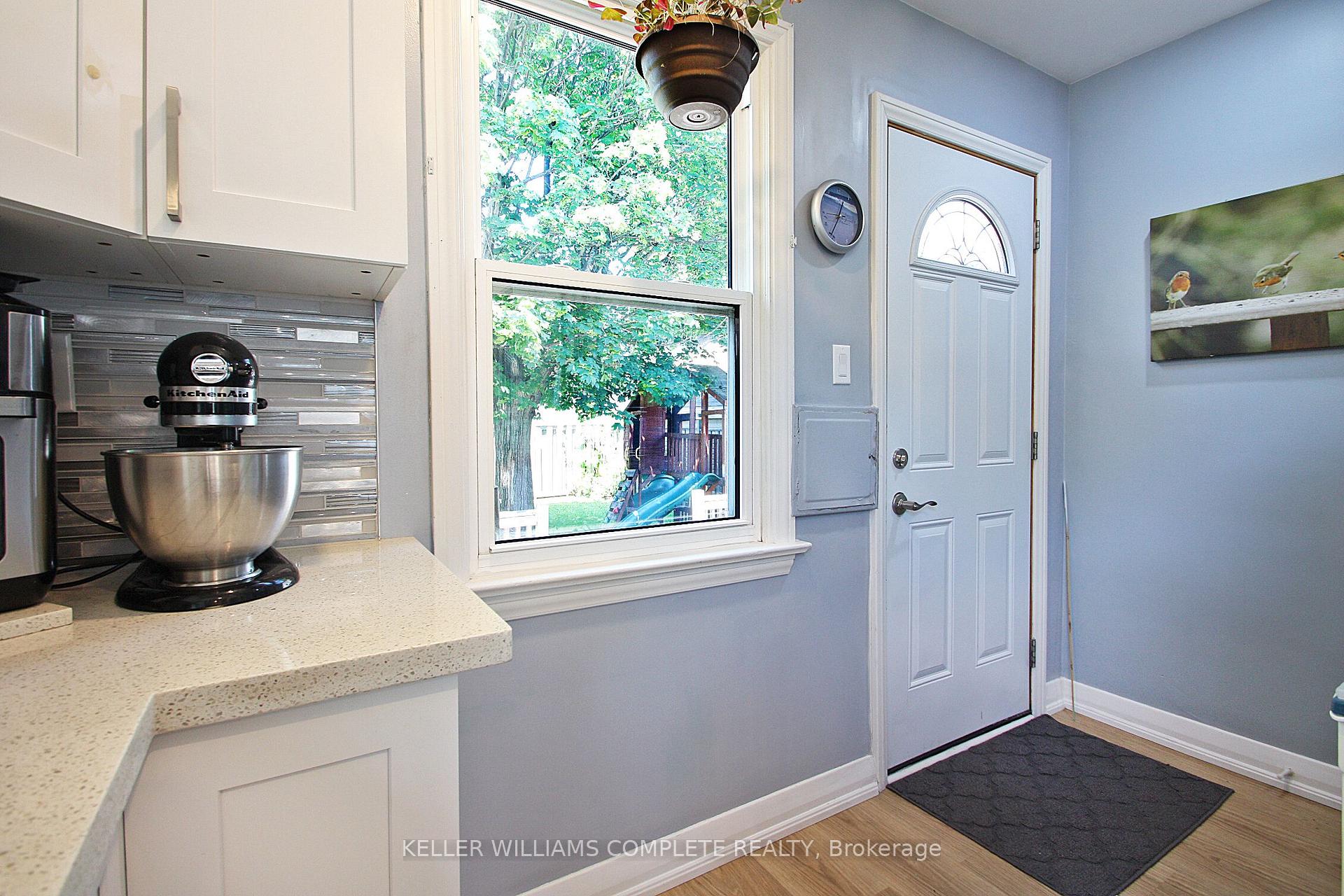 Photo 6 of 7 Lampton Place, Hamilton, Parkview — HOMEH