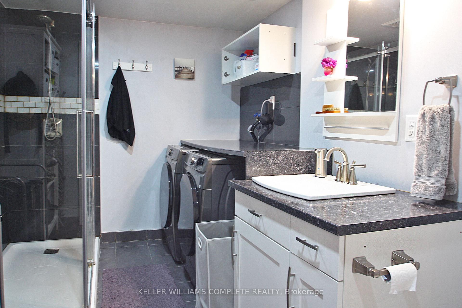 Photo 25 of 7 Lampton Place, Hamilton, Parkview — HOMEH