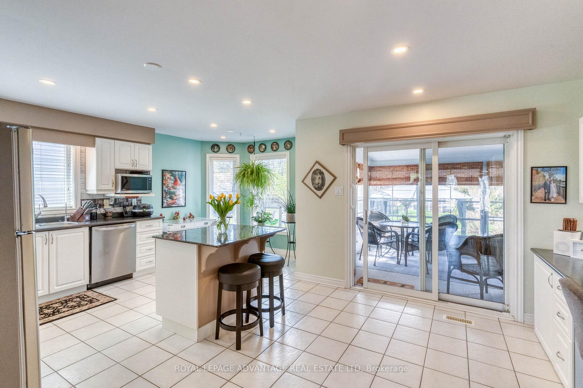 Photo 12 of 58 Decaria Boulevard, Perth, Perth — HOMEH
