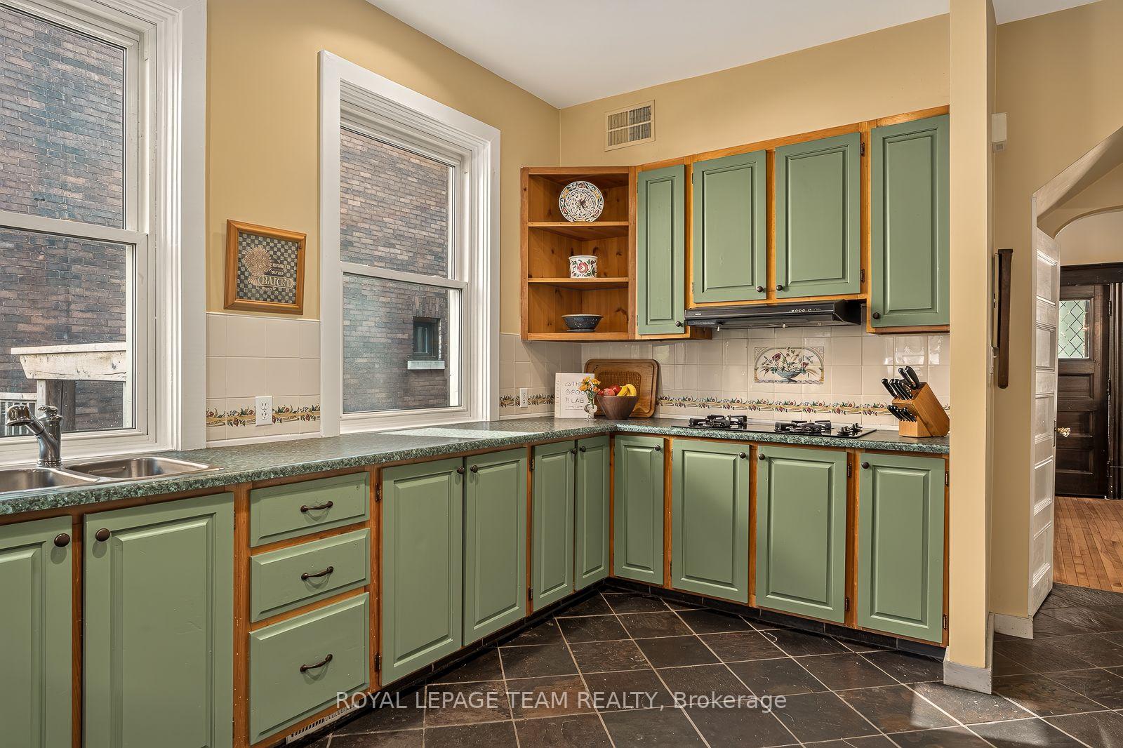 Photo 18 of 139 Fourth Avenue, Ottawa, Glebe — HOMEH