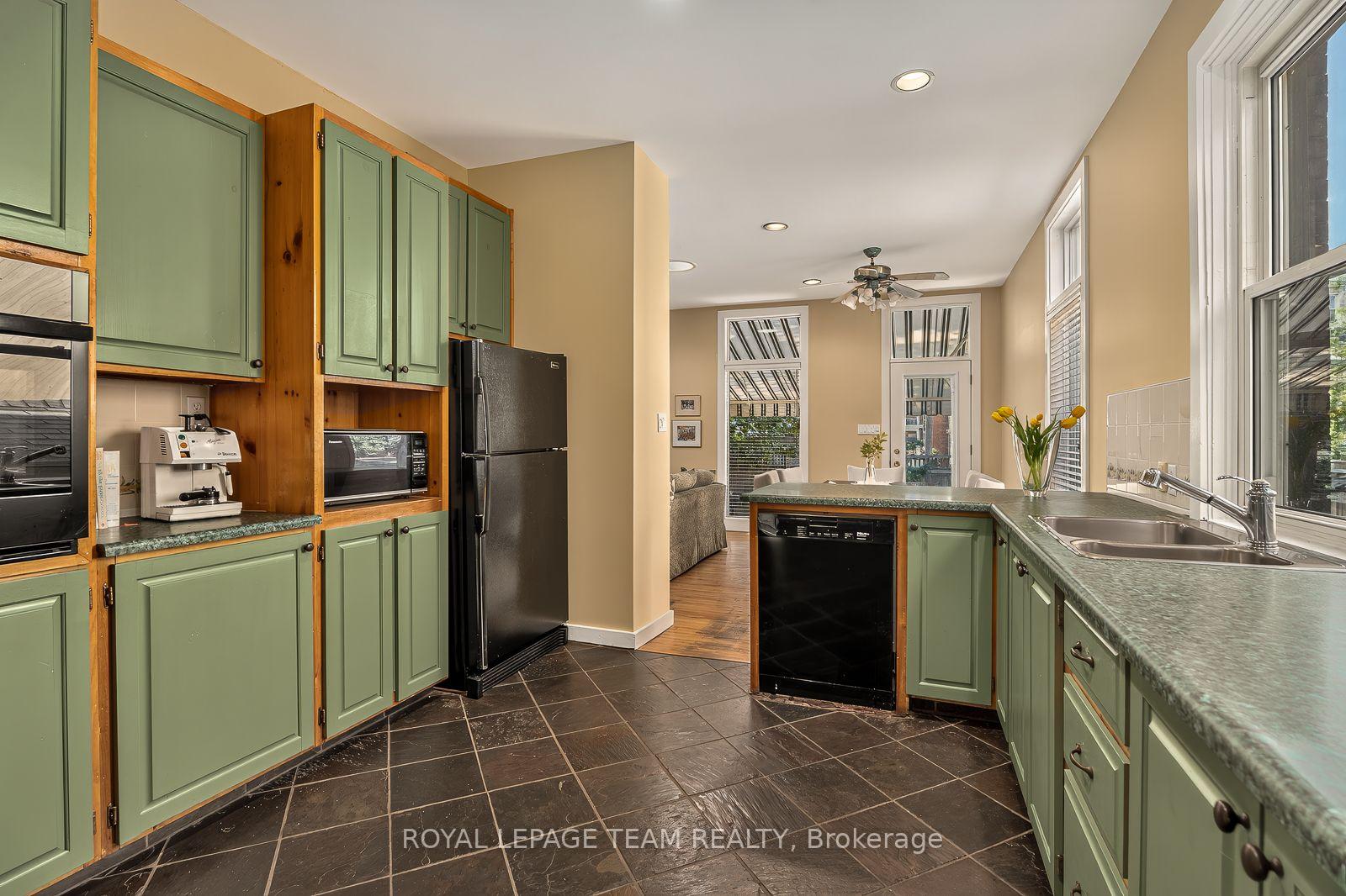 Photo 19 of 139 Fourth Avenue, Ottawa, Glebe — HOMEH