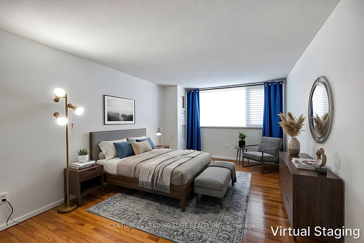 Photo 6 of Unit 1708, 75 Wynford Heights Crescent, North York, Banbury-Don Mills — HOMEH