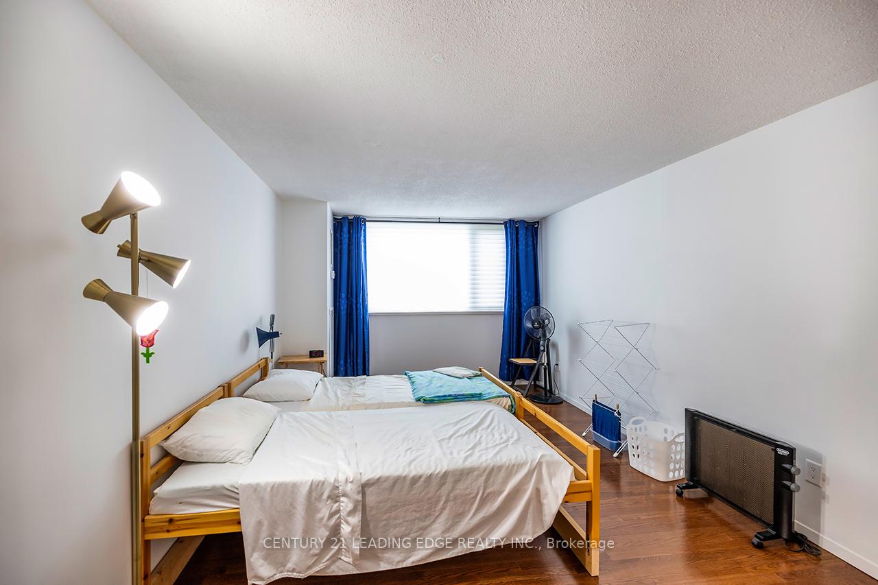 Photo 14 of Unit 1708, 75 Wynford Heights Crescent, North York, Banbury-Don Mills — HOMEH